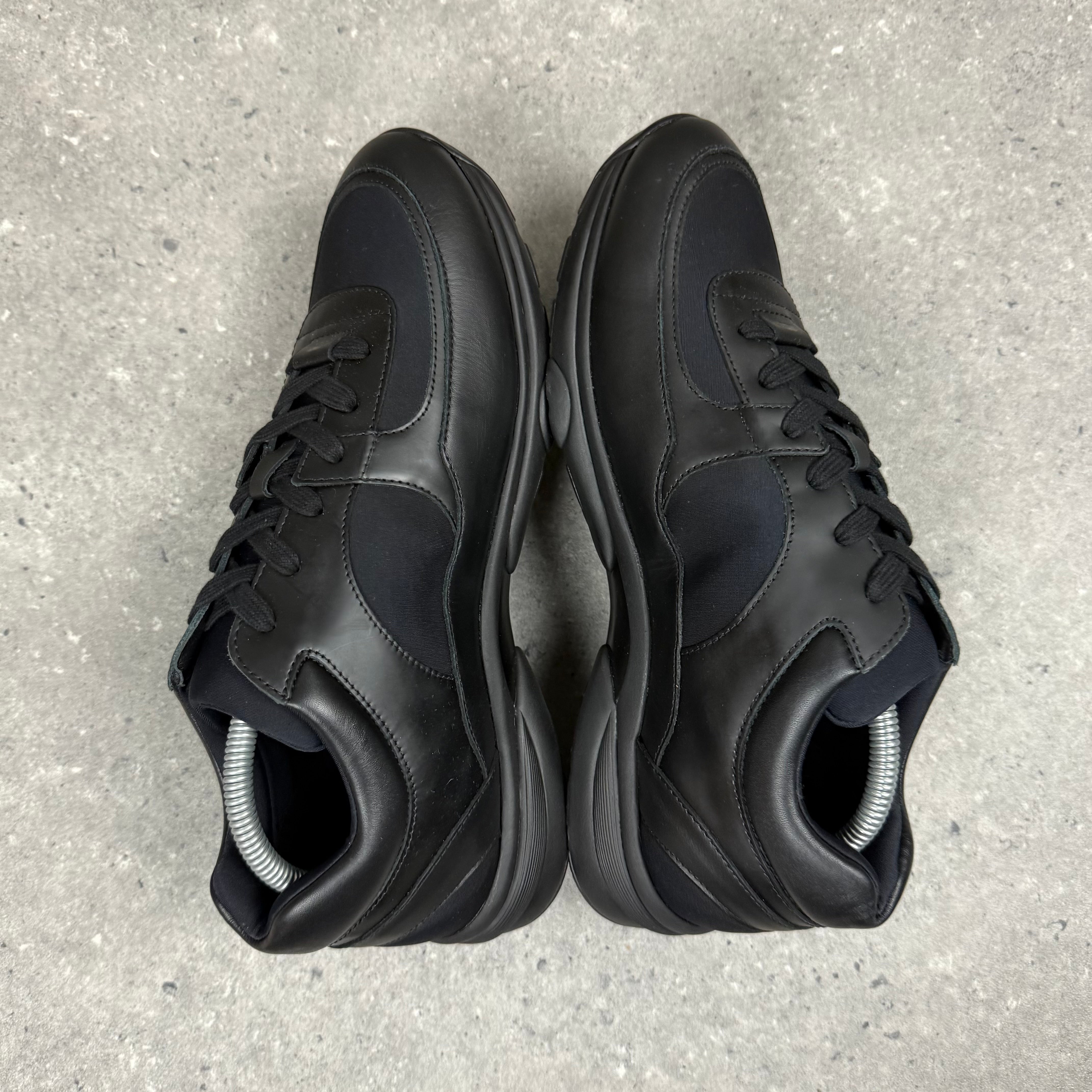 CHANEL RUNNERS BLACK LEATHER - (EU44 / UK10)