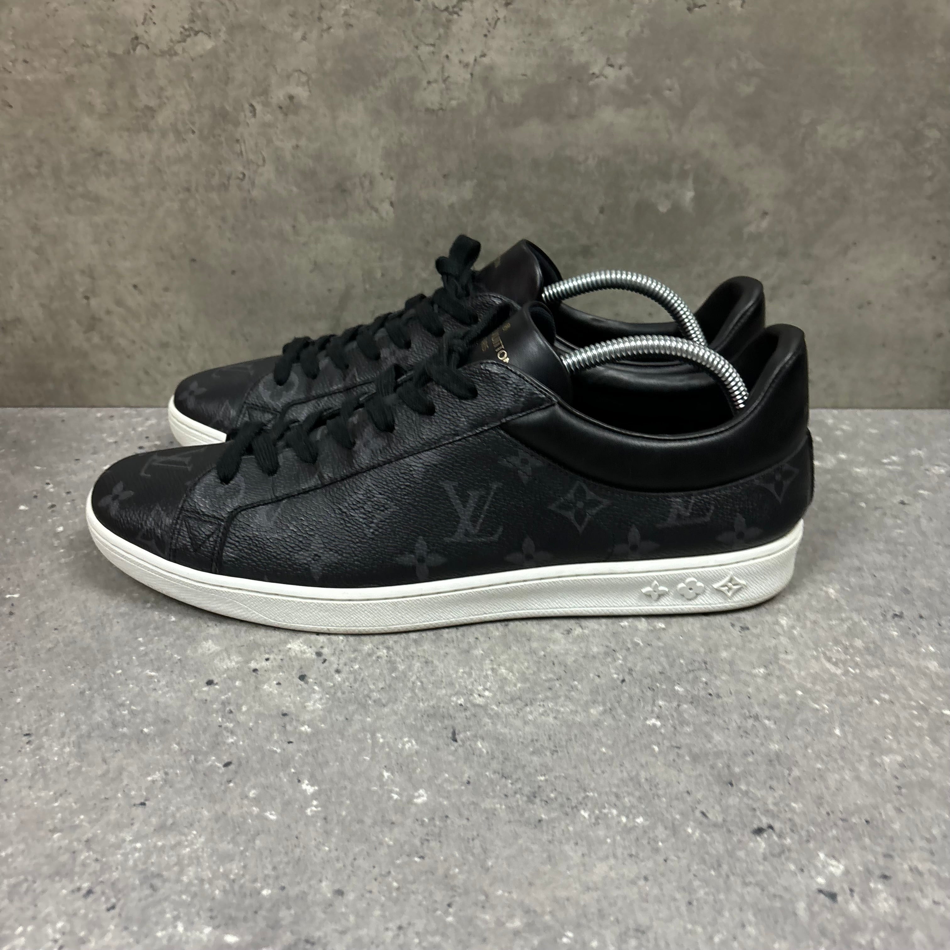 LOUIS VUITTON LUXEMBOURG - EU 43.5 (FITS UK 10.5)