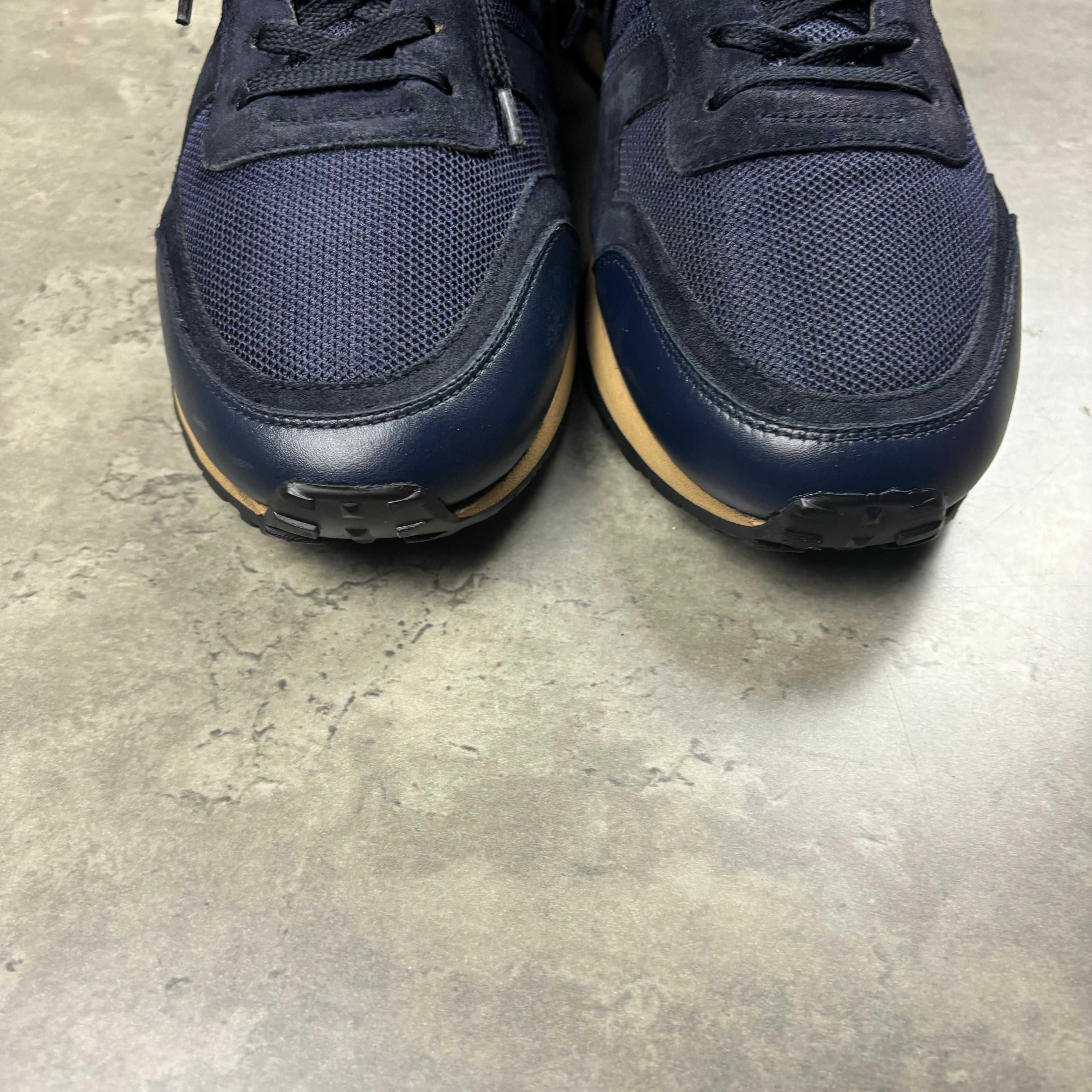 VALENTINO ROCKRUNNER - EU 41 / UK 7
