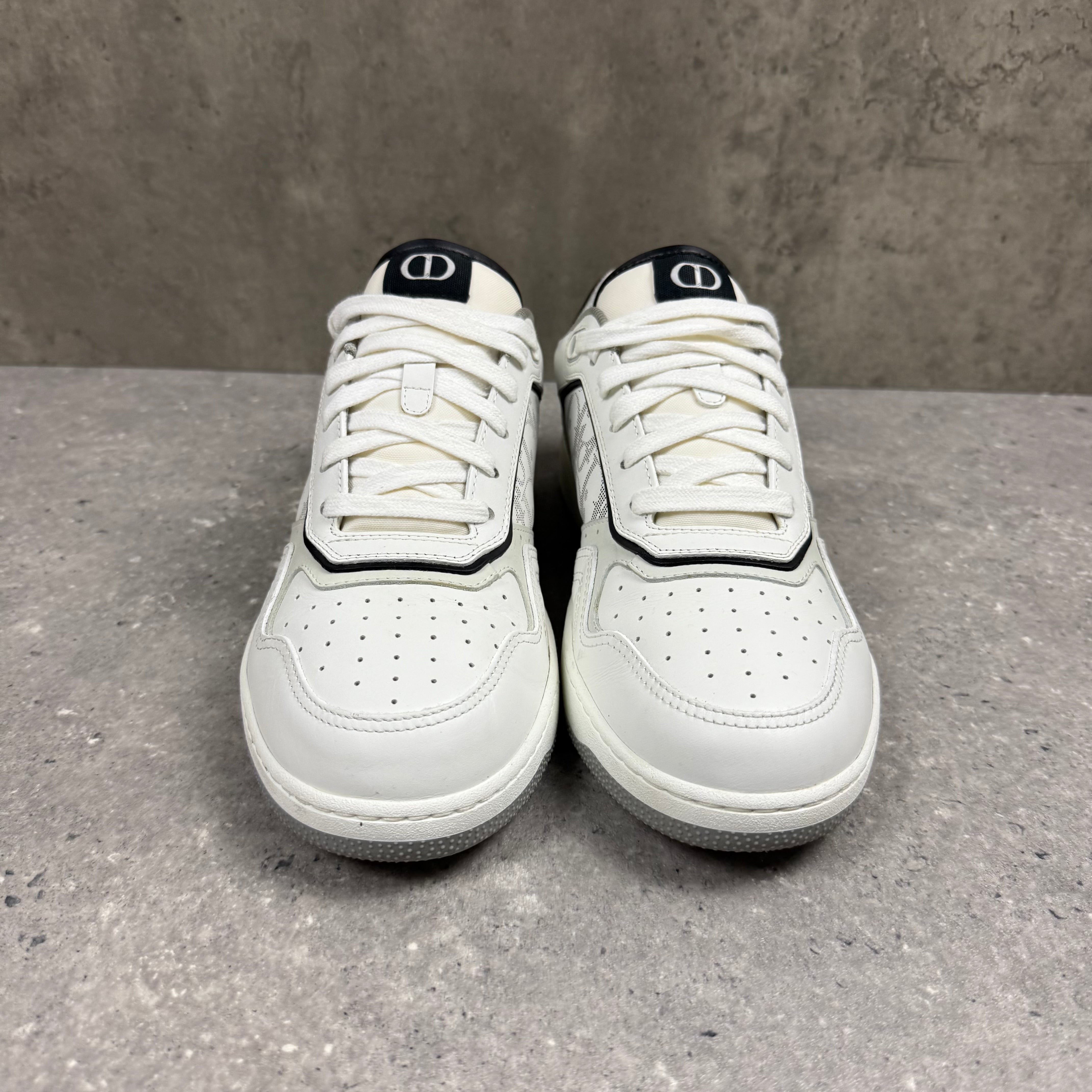 DIOR B27 WHITE - (EU 42 / UK 8)