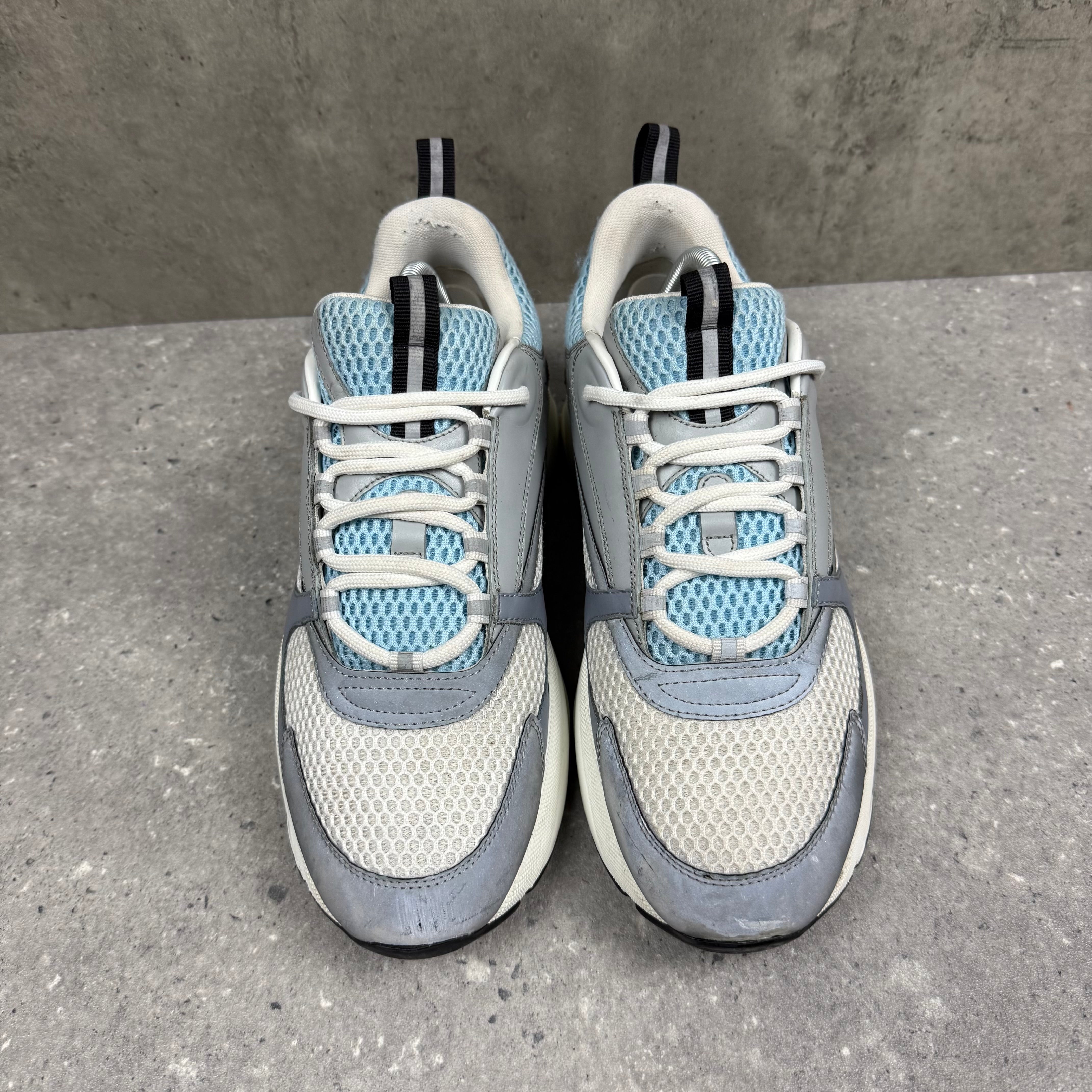 DIOR B22 BABY BLUE - (EU 43 / UK 9)
