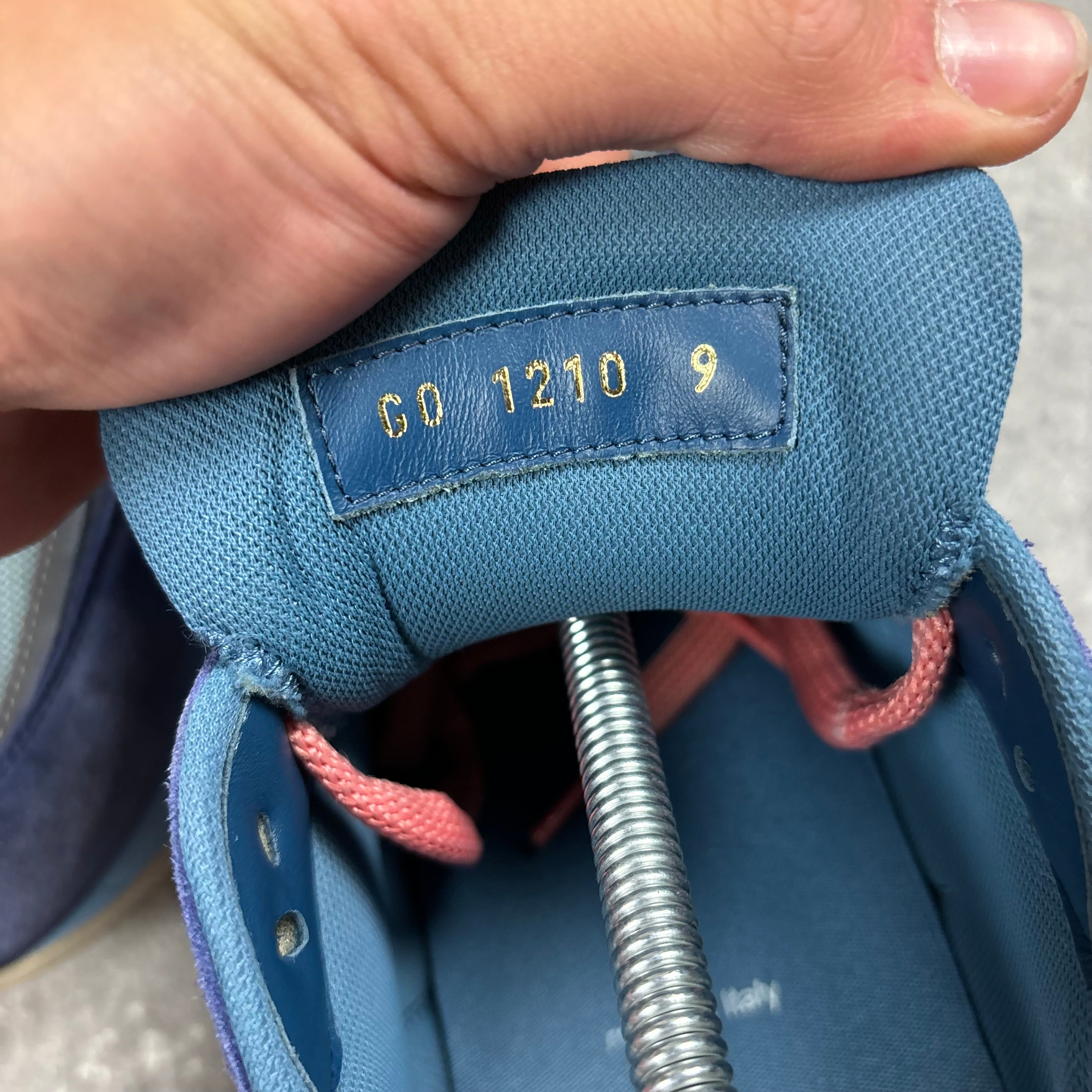 LOUIS VUITTON RUNAWAYS - EU 43 (FITS UK 10)