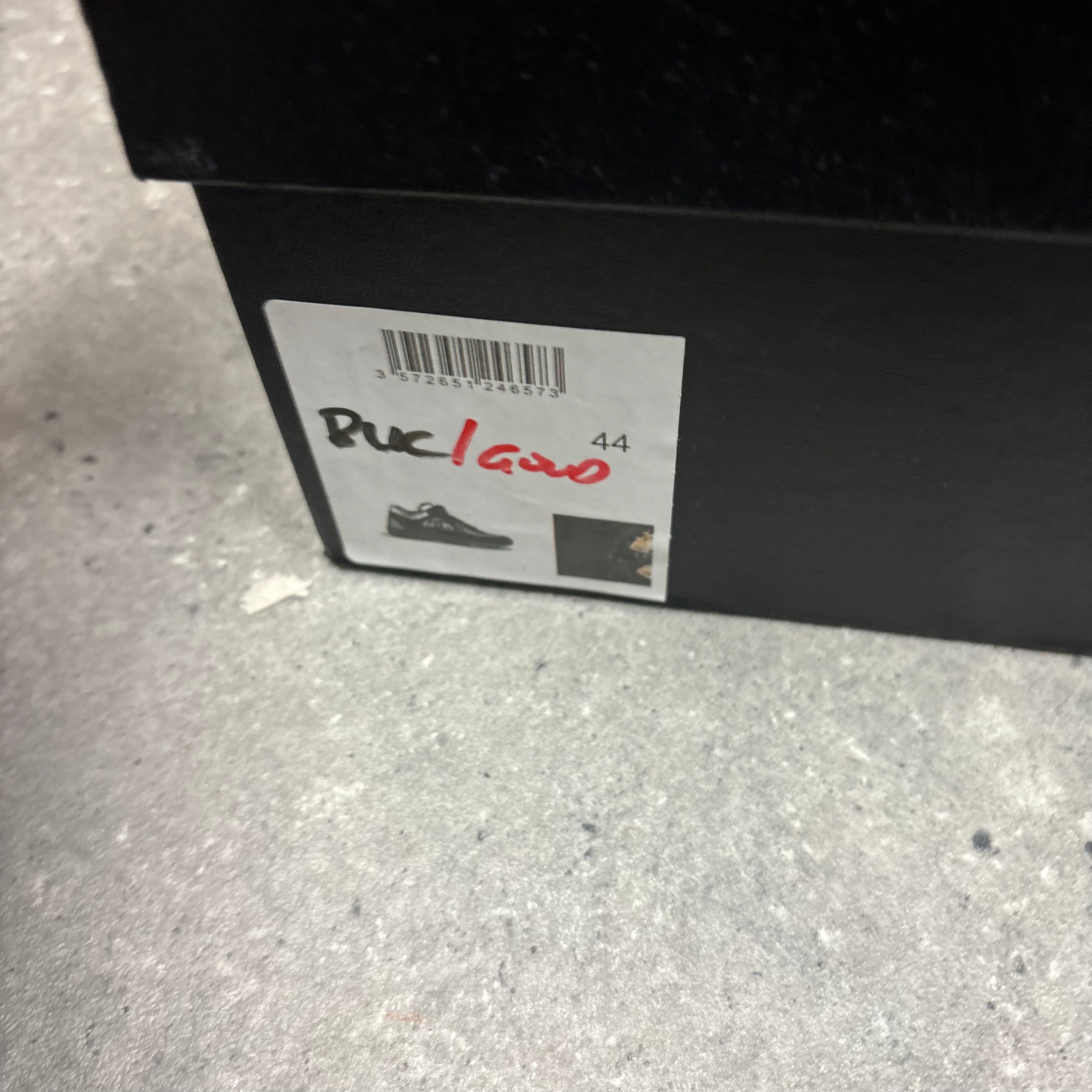 CHANEL RUNNERS BLACK / GOLD - (EU44 / UK10)
