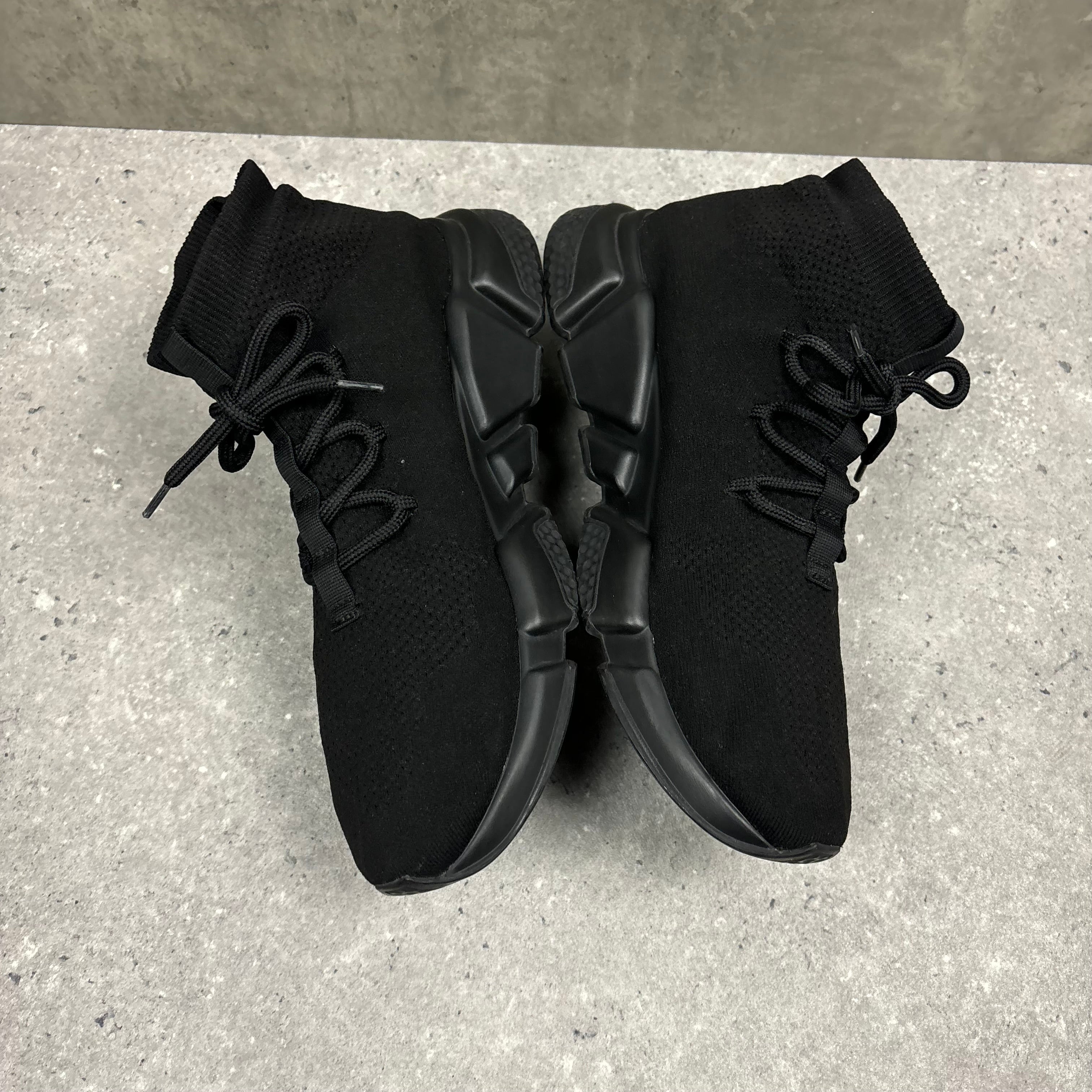 BALENCIAGA SPEED LACE RUNNERS - EU42 (FIT UK 9)