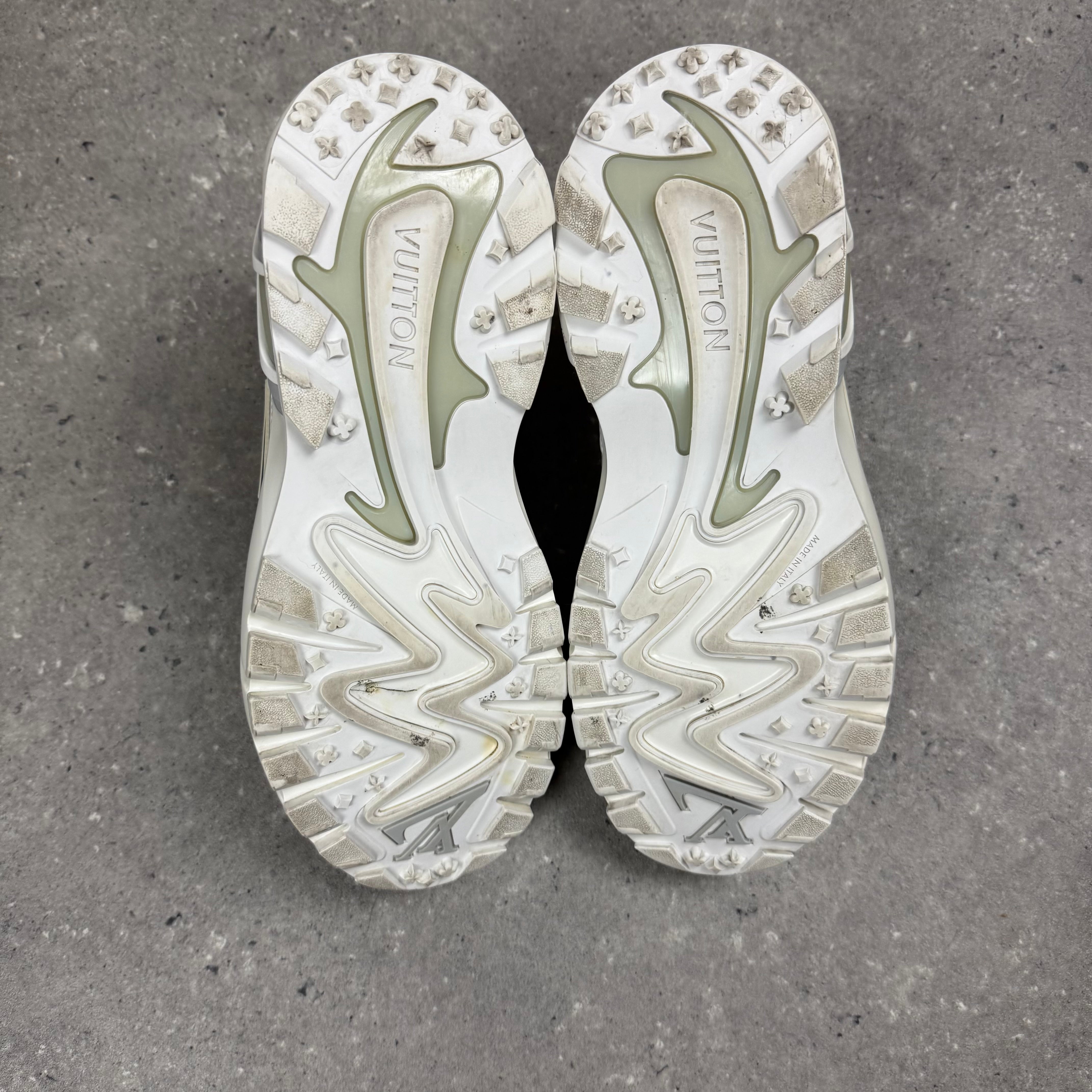 LOUIS VUITTON TACTICS WHITE - EU41 (FITS UK 8)