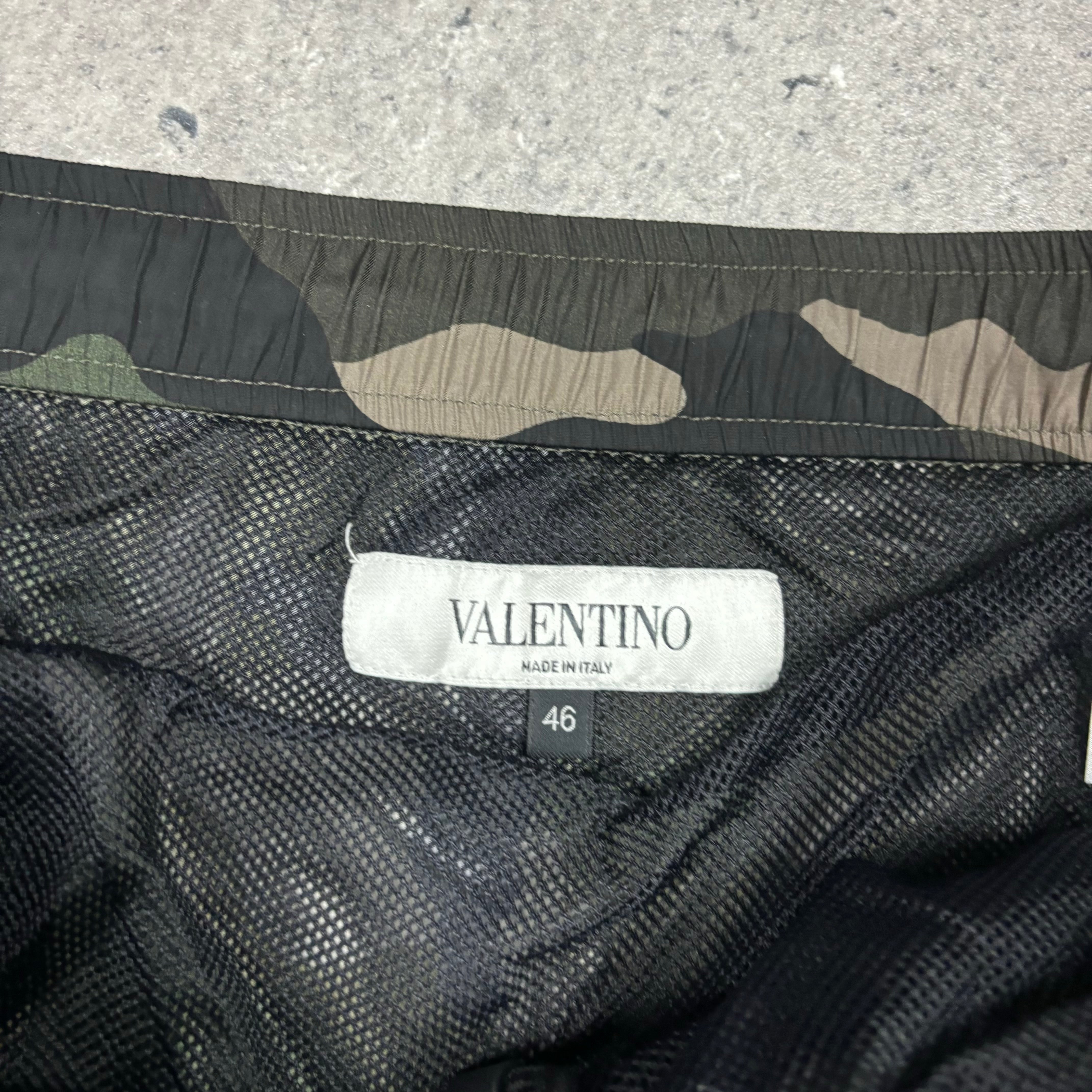 VALENTINO CAMO SWIM SHORTS - 46 (S)