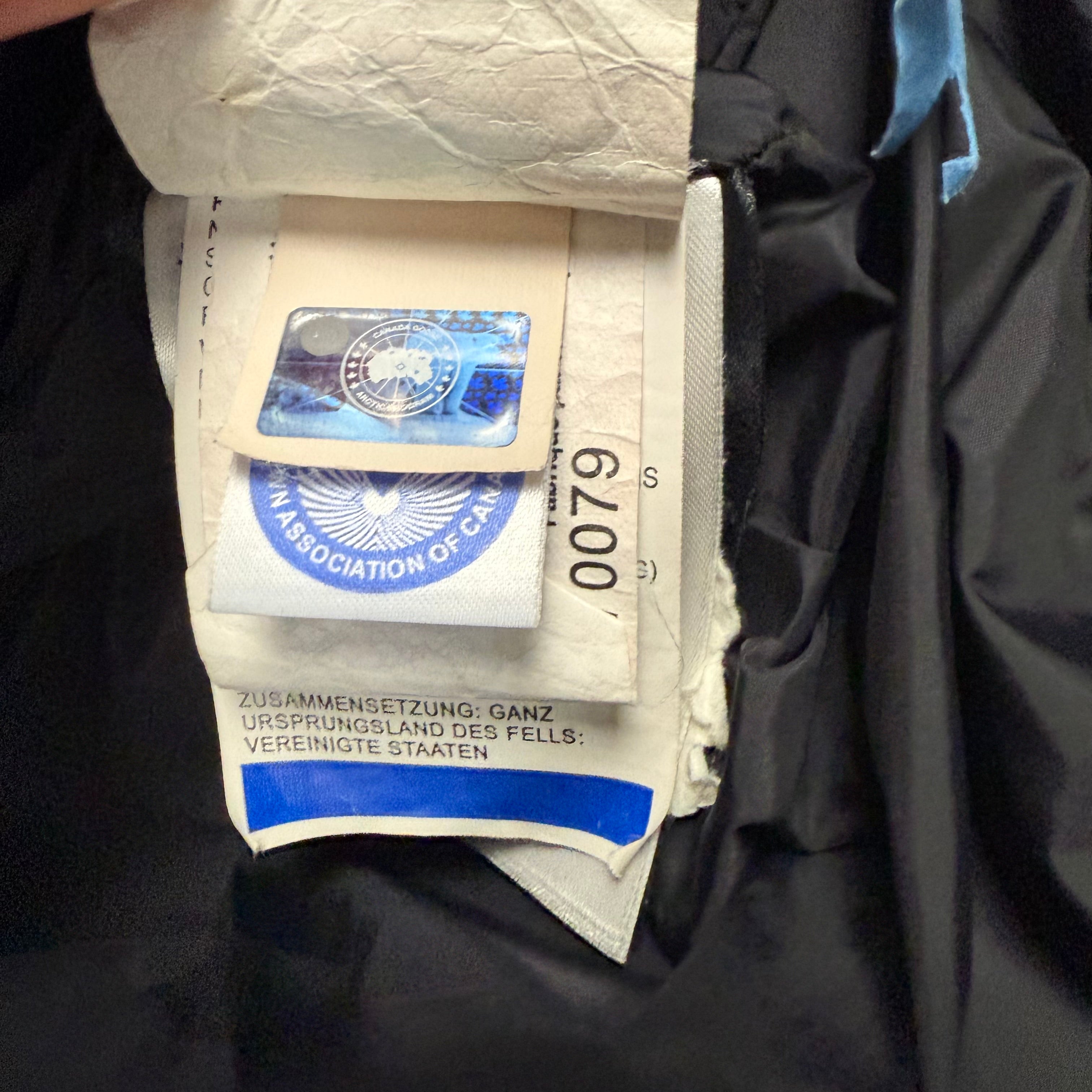 CANADA GOOSE WYNDHAM PARKA BLACK - (L)