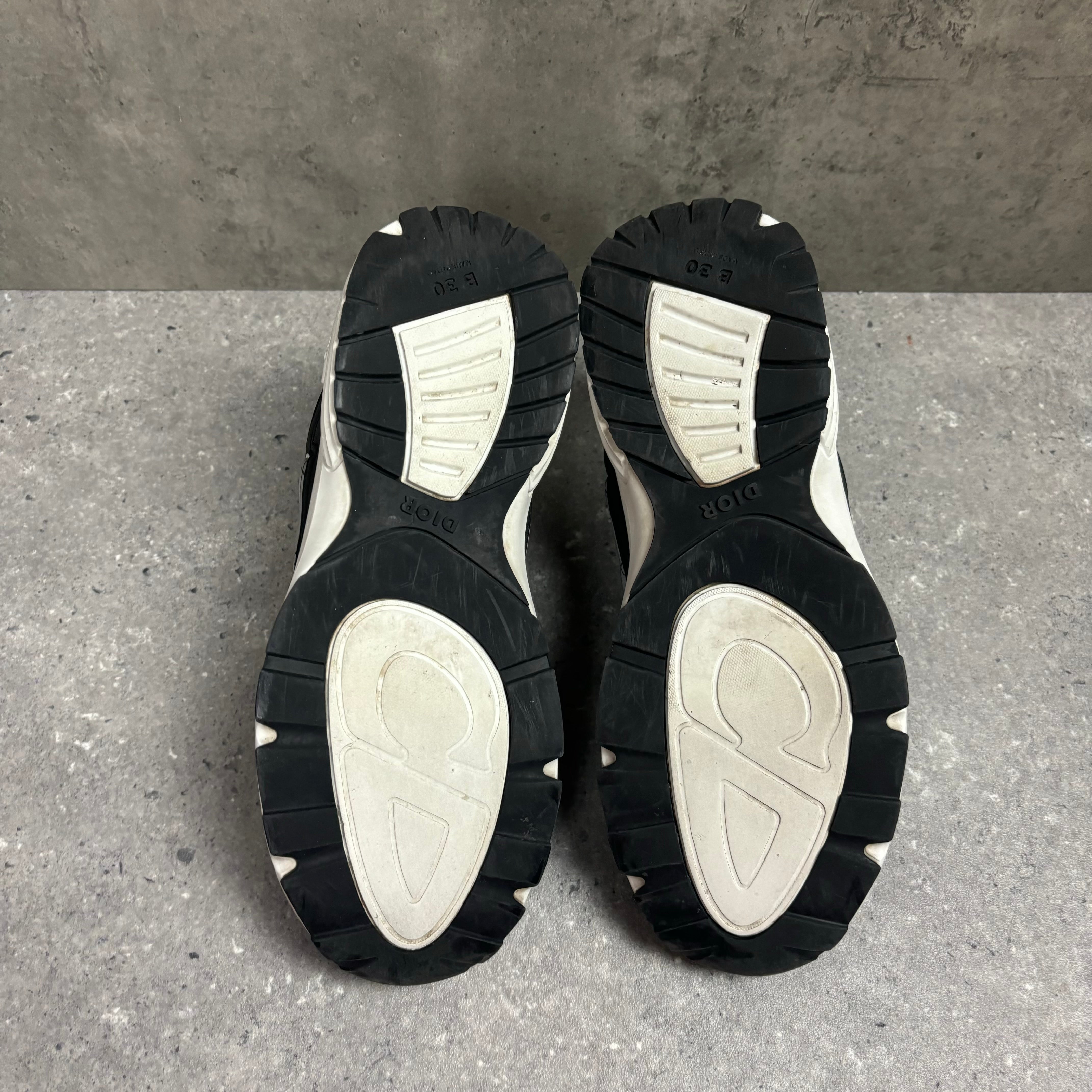 DIOR B30 BLACK - (EU 40.5 / UK 6.5)