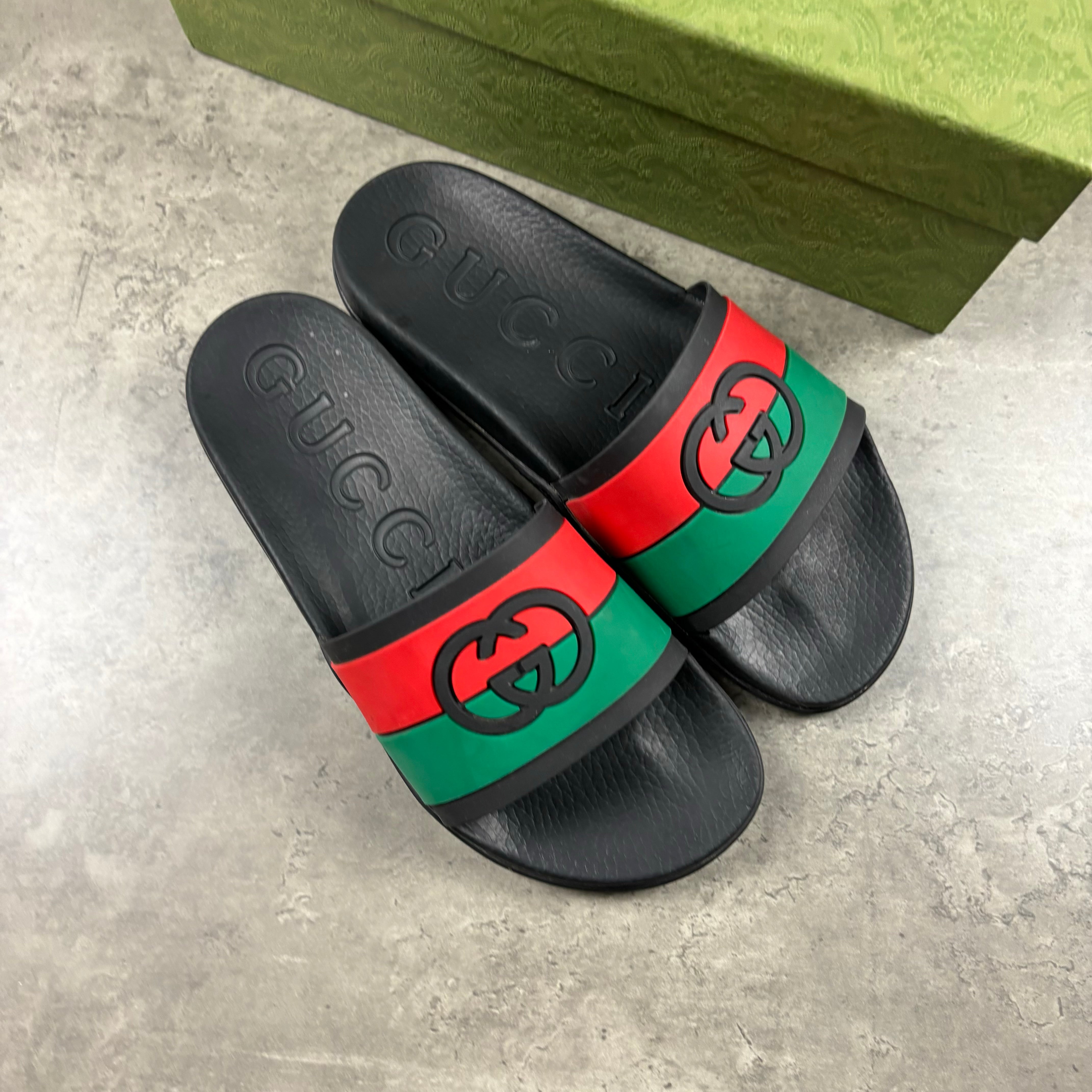 GUCCI SLIDERS - EU44 / UK10