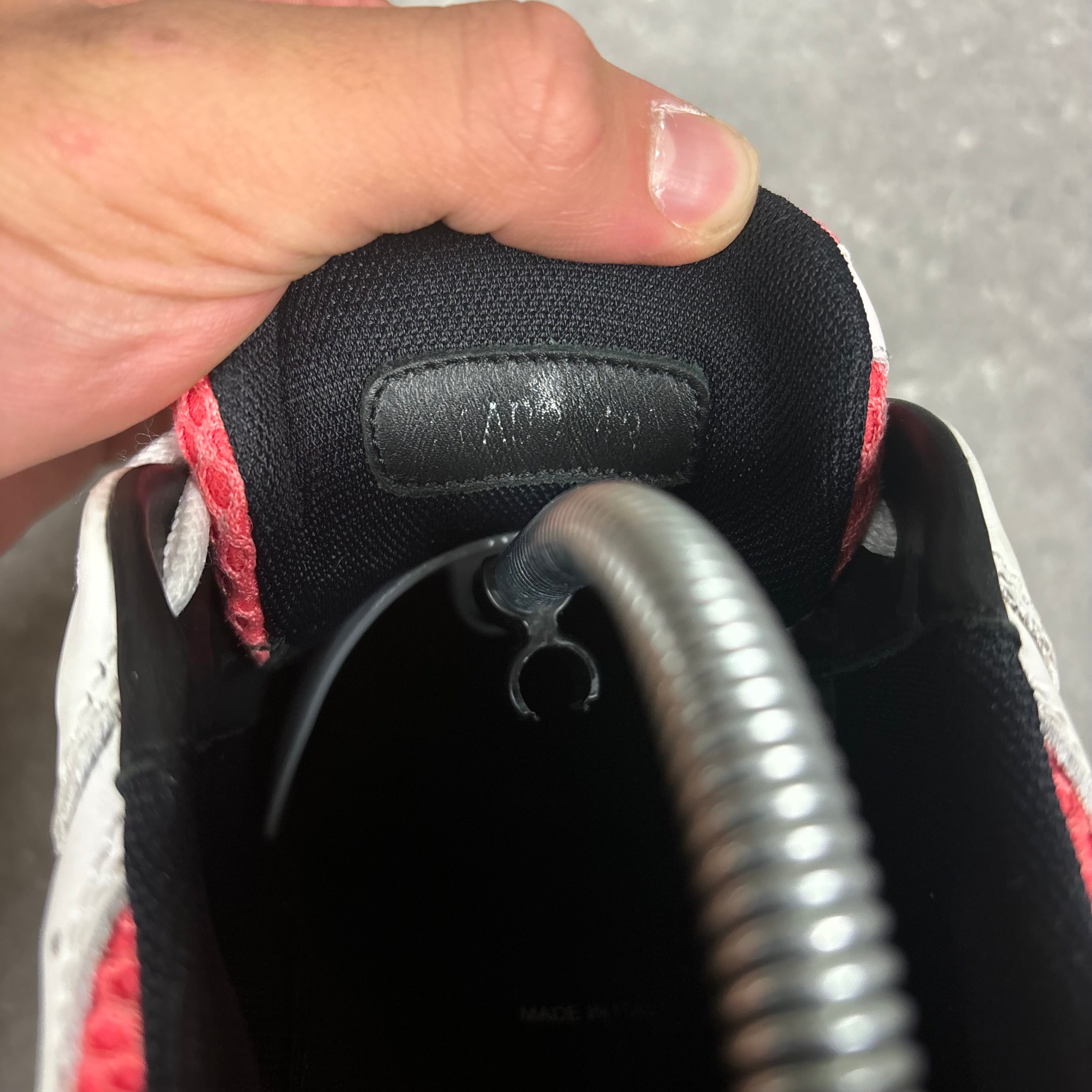 DIOR B22 PINK - (EU42 / UK8)