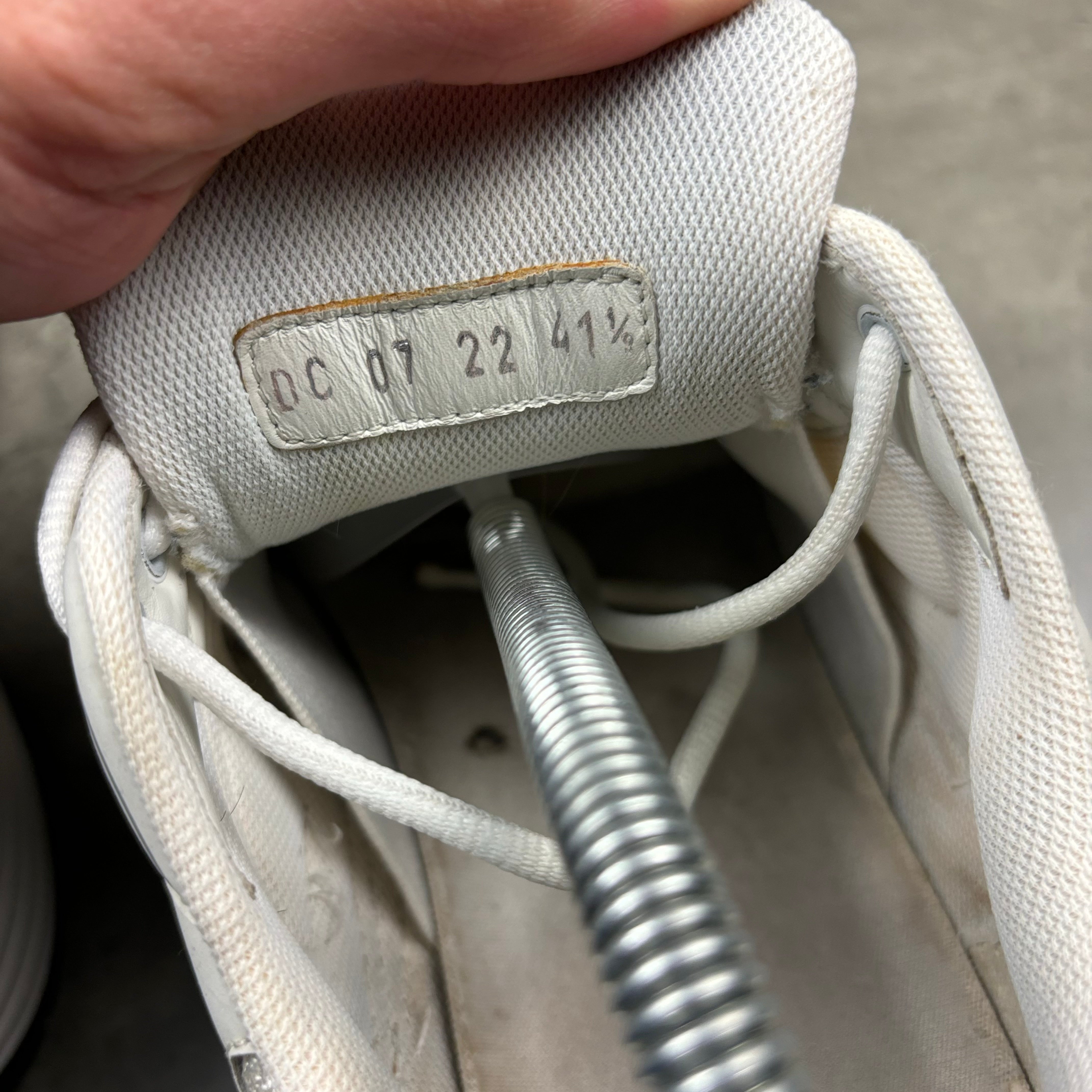 DIOR B30 WHITE - (EU 41.5 / UK 7.5)