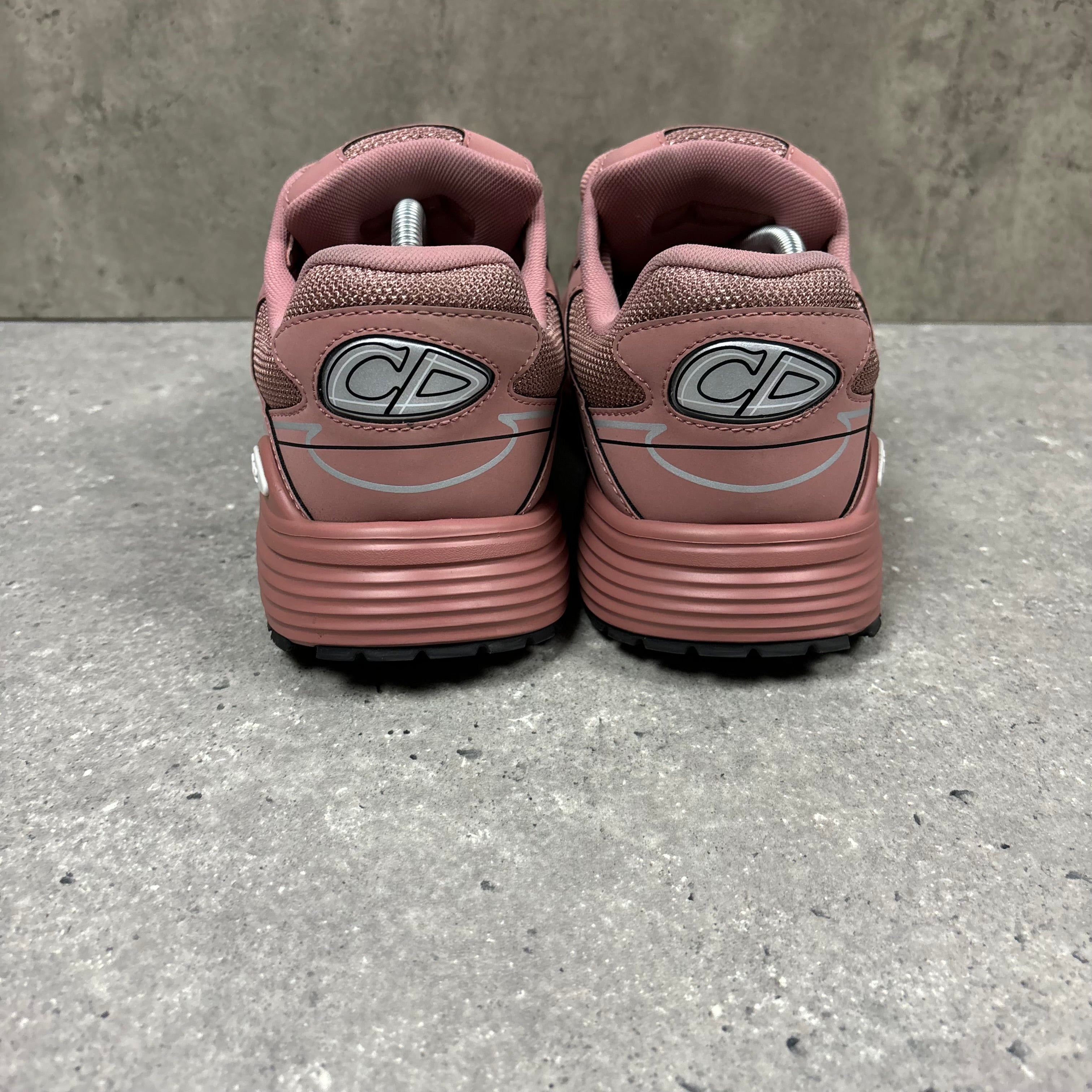 DIOR B30 PINK/SALMON - (EU44 / UK 10)