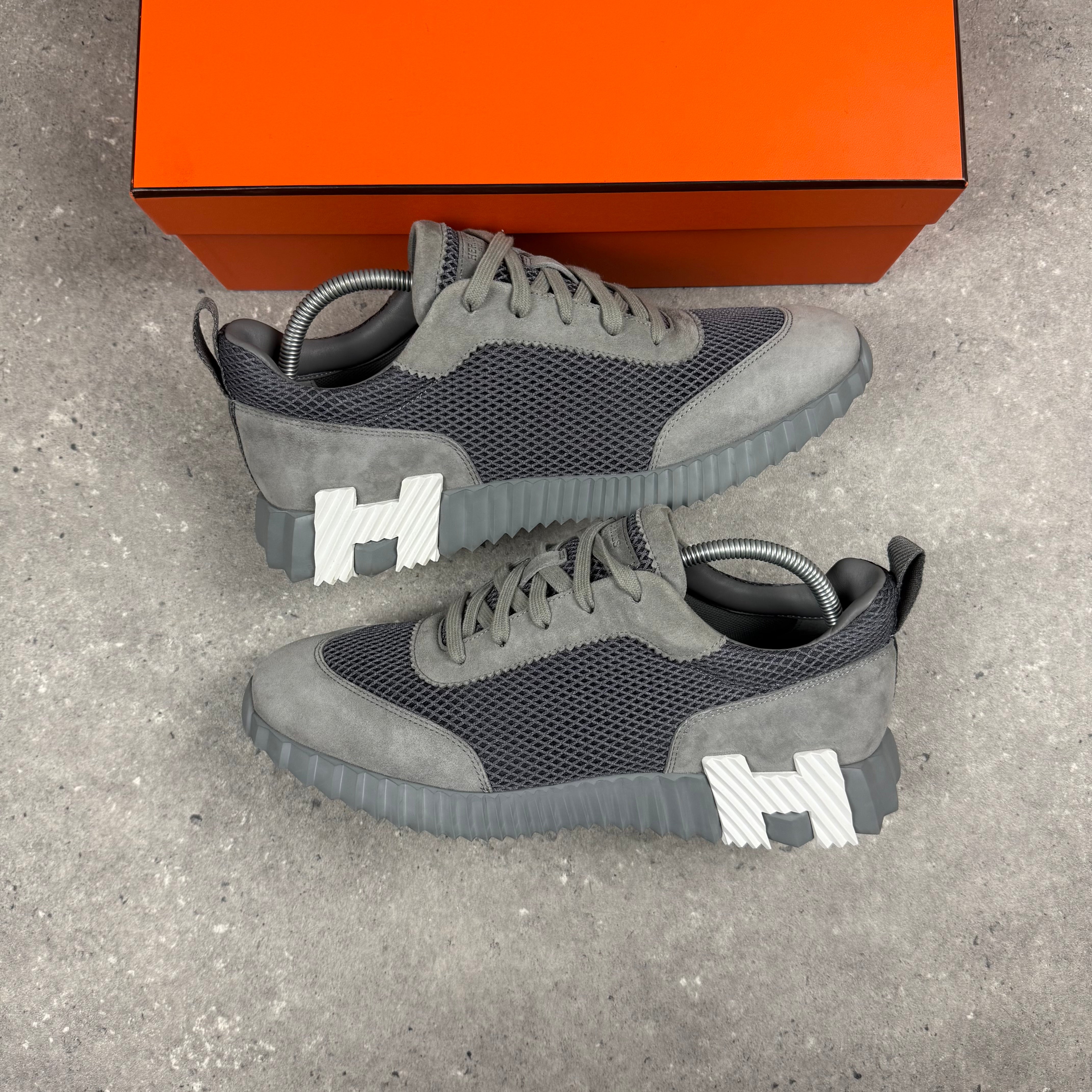 HERMES BOUNCING GREY - (EU43.5 / UK9.5)