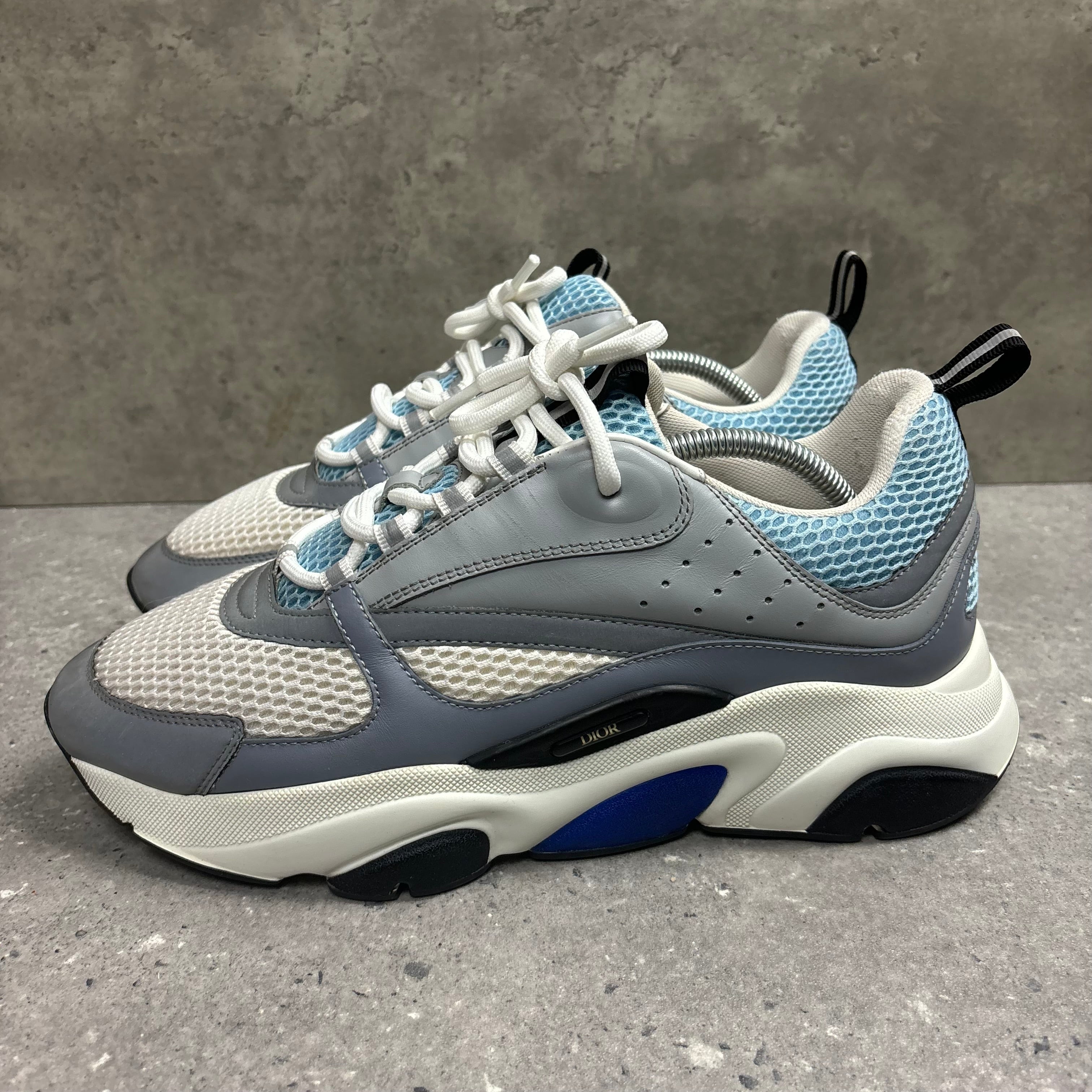 DIOR B22 BABY BLUE - (EU44 / UK10)