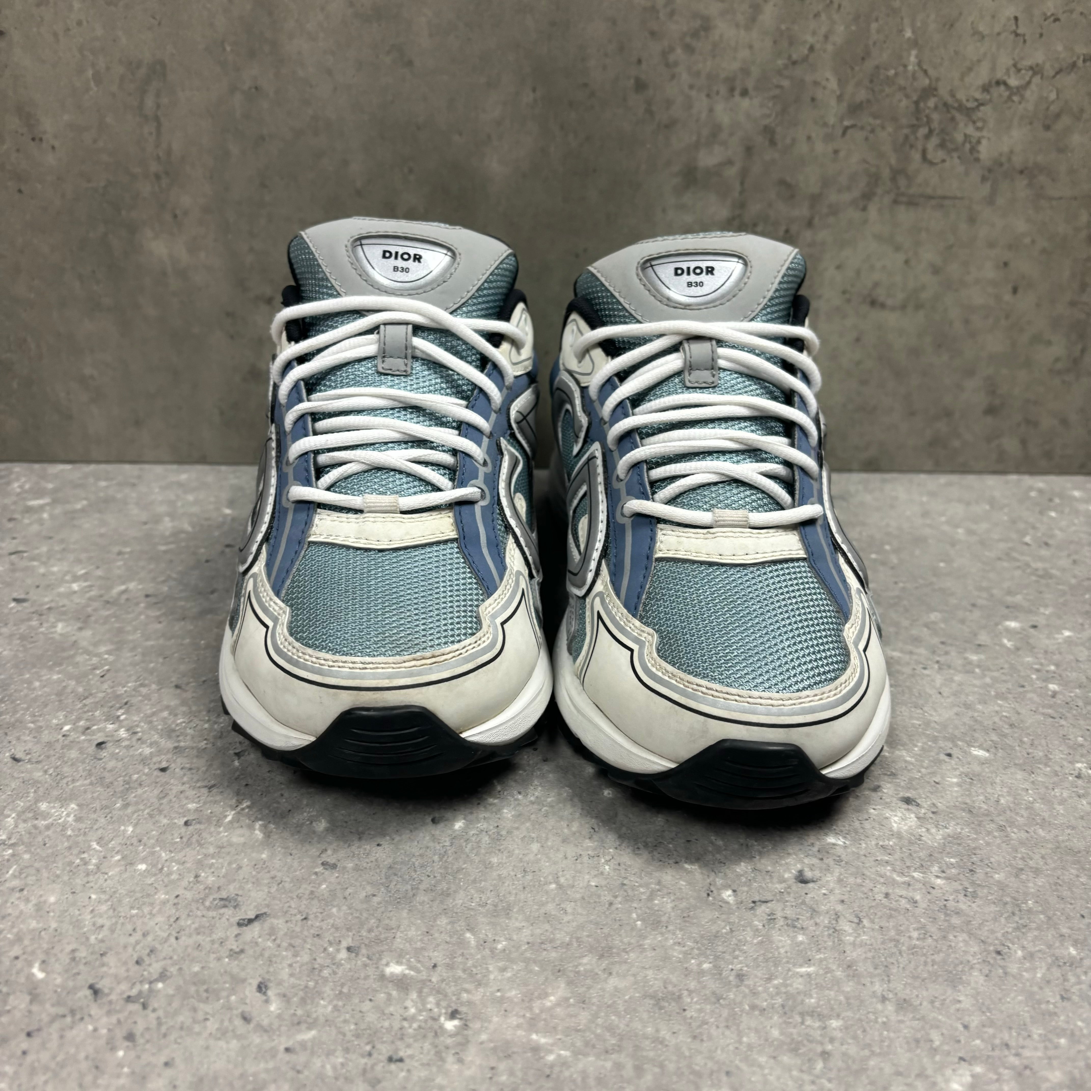 DIOR B30 LIGHT BLUE - (EU 40 / UK 6)