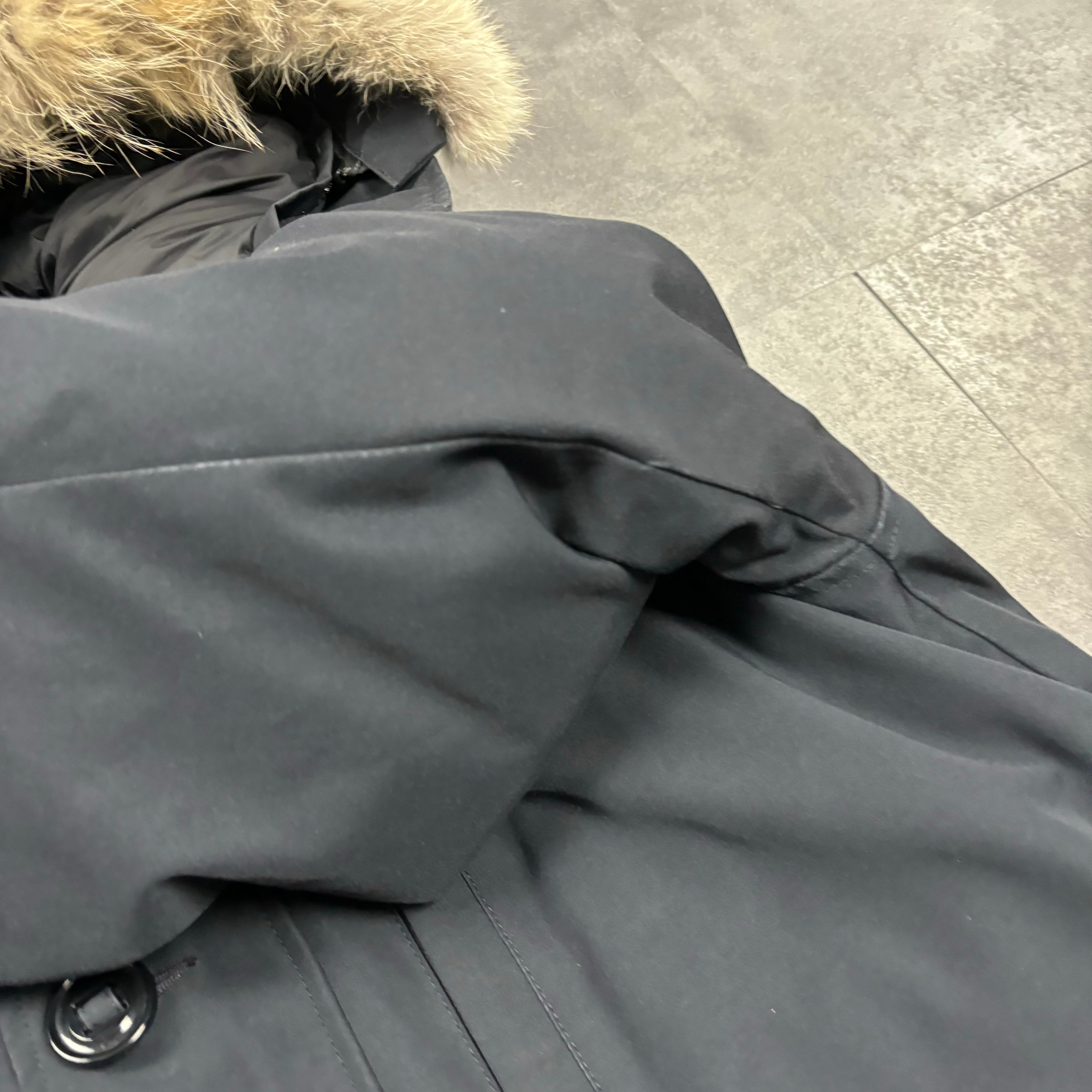 CANADA GOOSE CHATEAU PARKA - MEDIUM