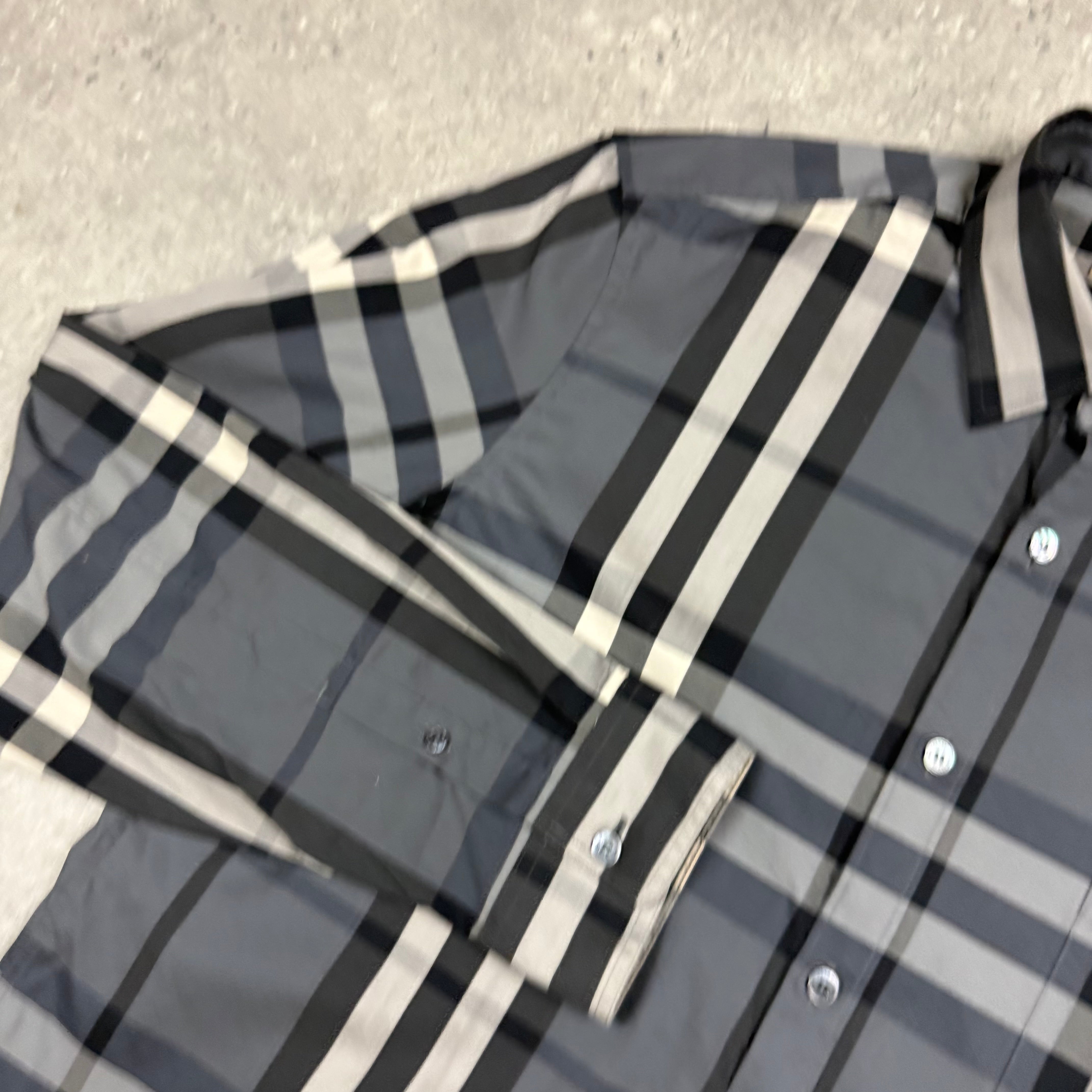 BURBERRY LONG SLEEVE SHIRT - (FITS M)