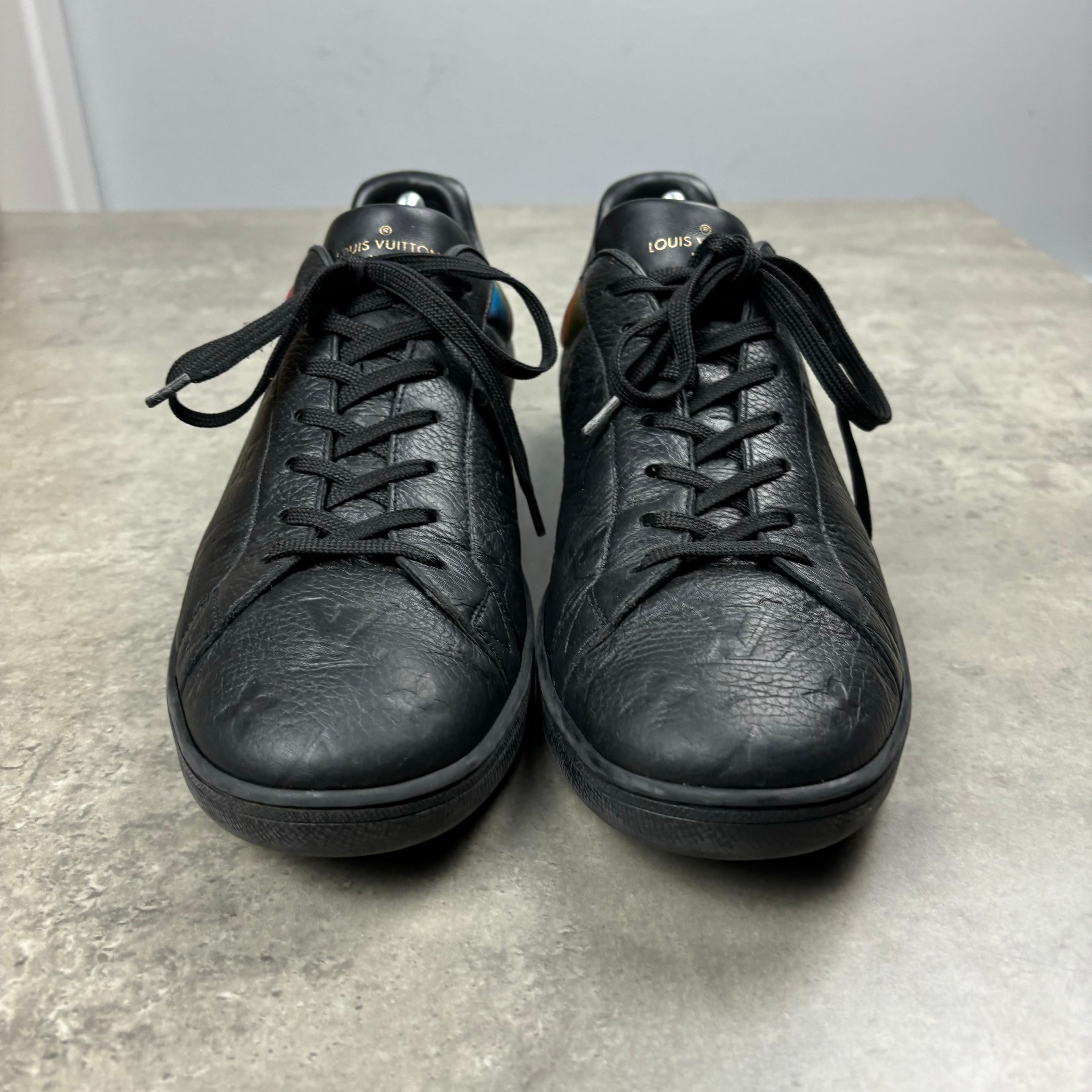 LOUIS VUITTON TRAINERS (FITS 11)
