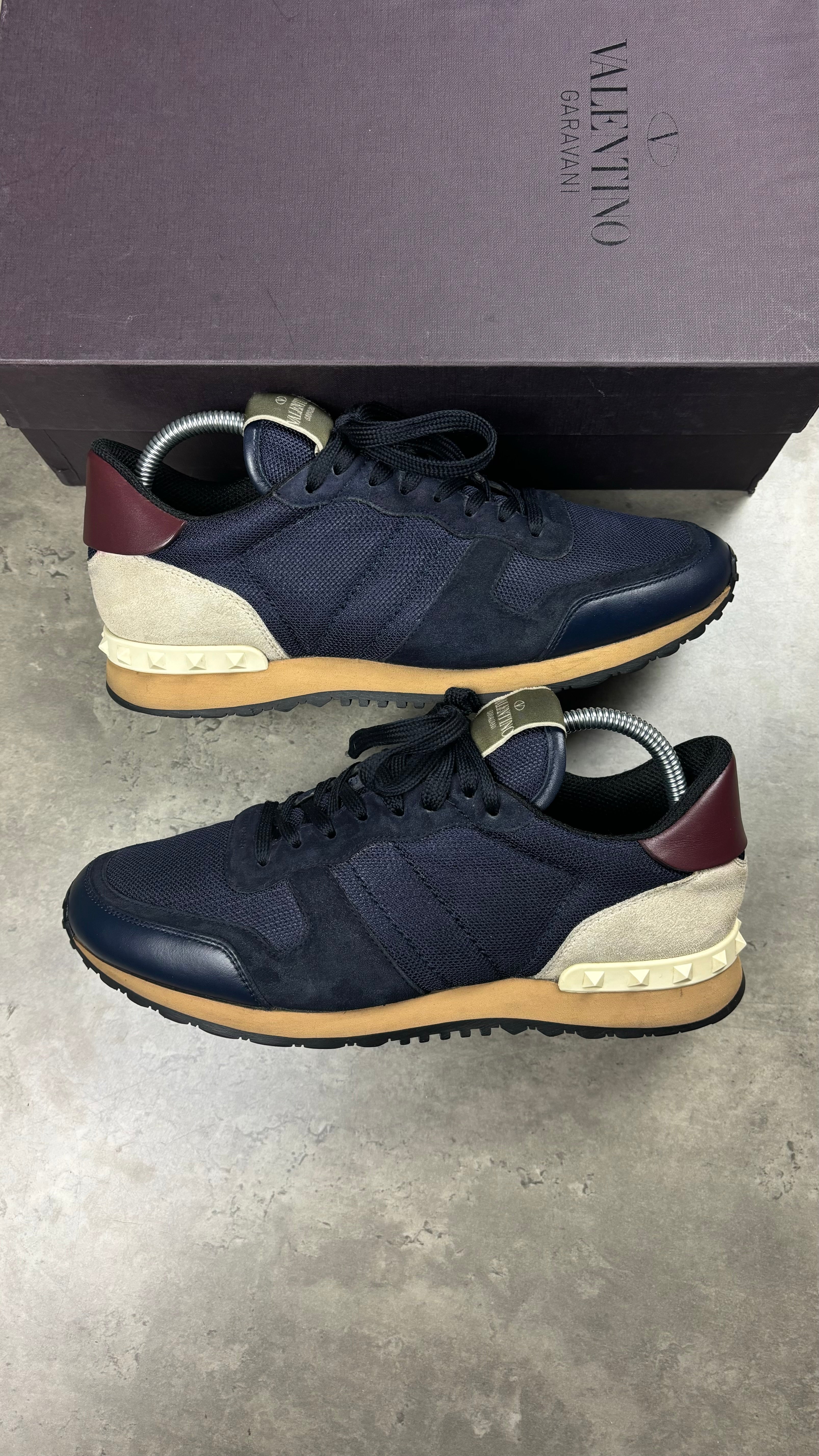VALENTINO ROCKRUNNER - EU 41 / UK 7
