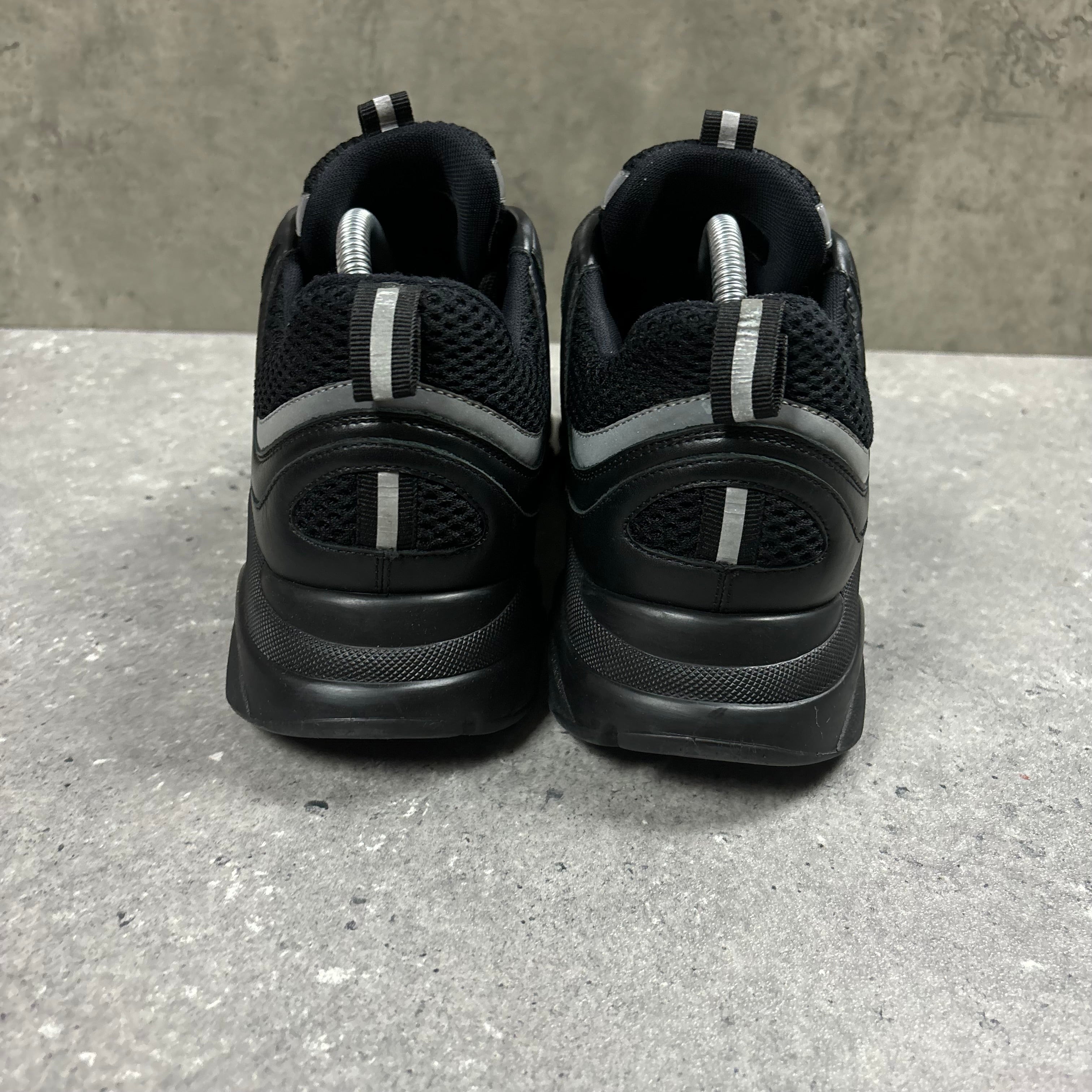 DIOR B22 BLACK - (EU 43 / UK 9)