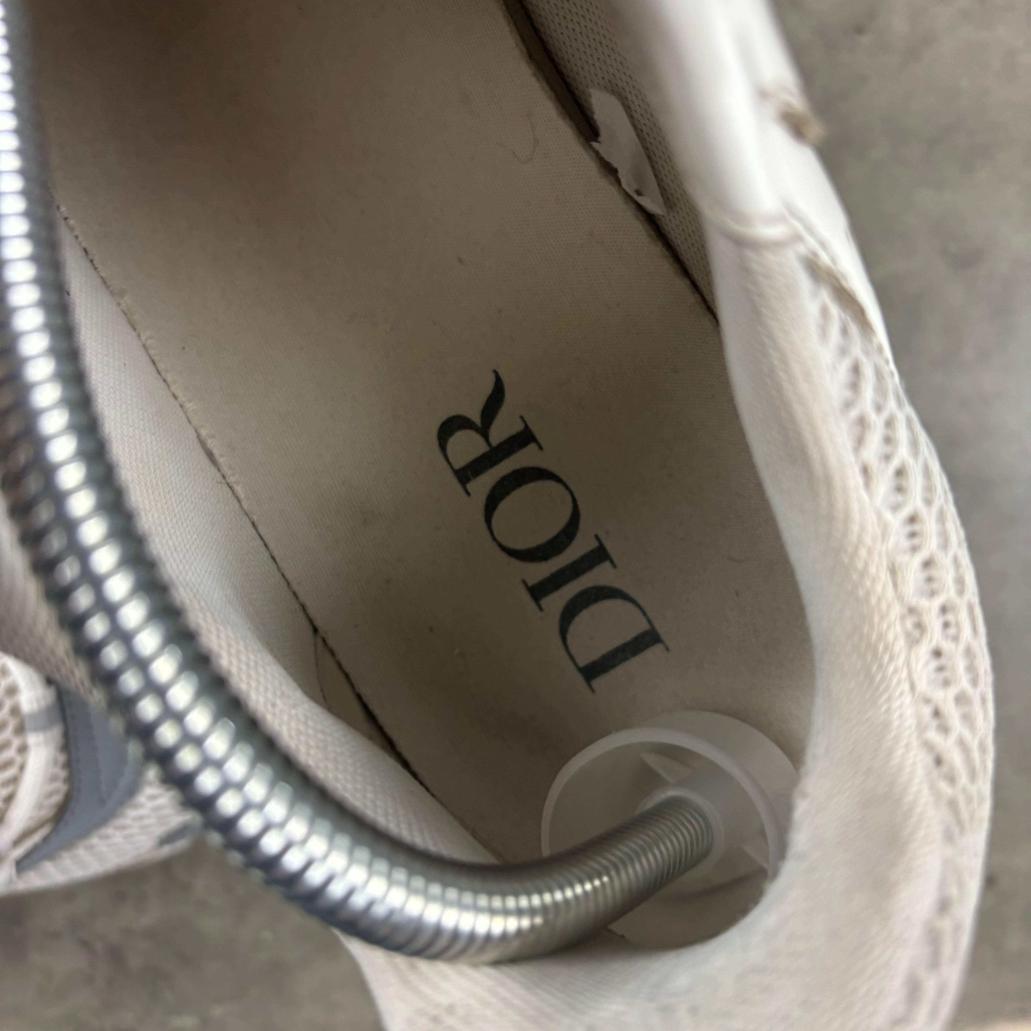 DIOR B22 WHITE EU 43 (FITS UK 9)