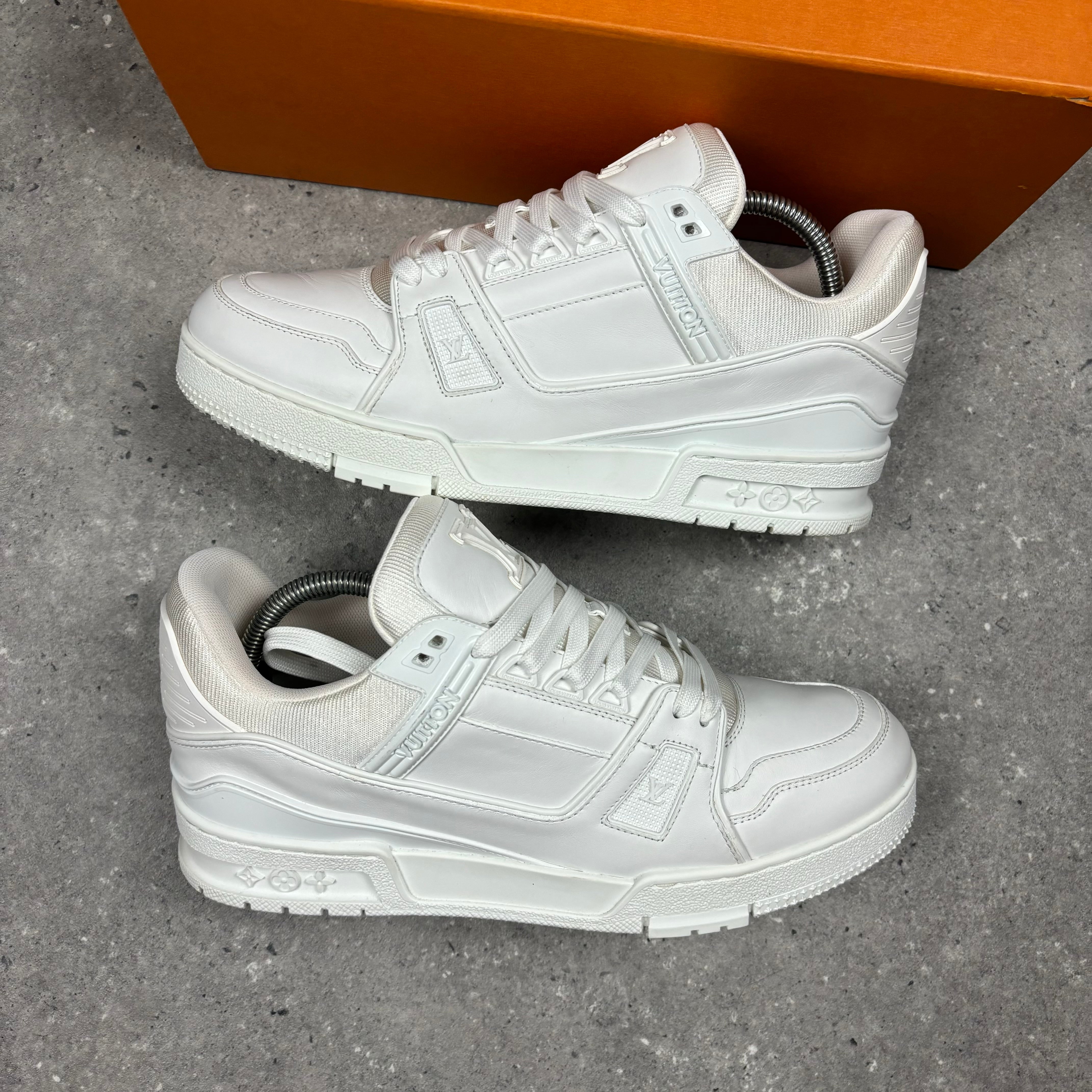 LOUIS VUITTON TRAINERS - EU41.5 (FITS UK 8.5)