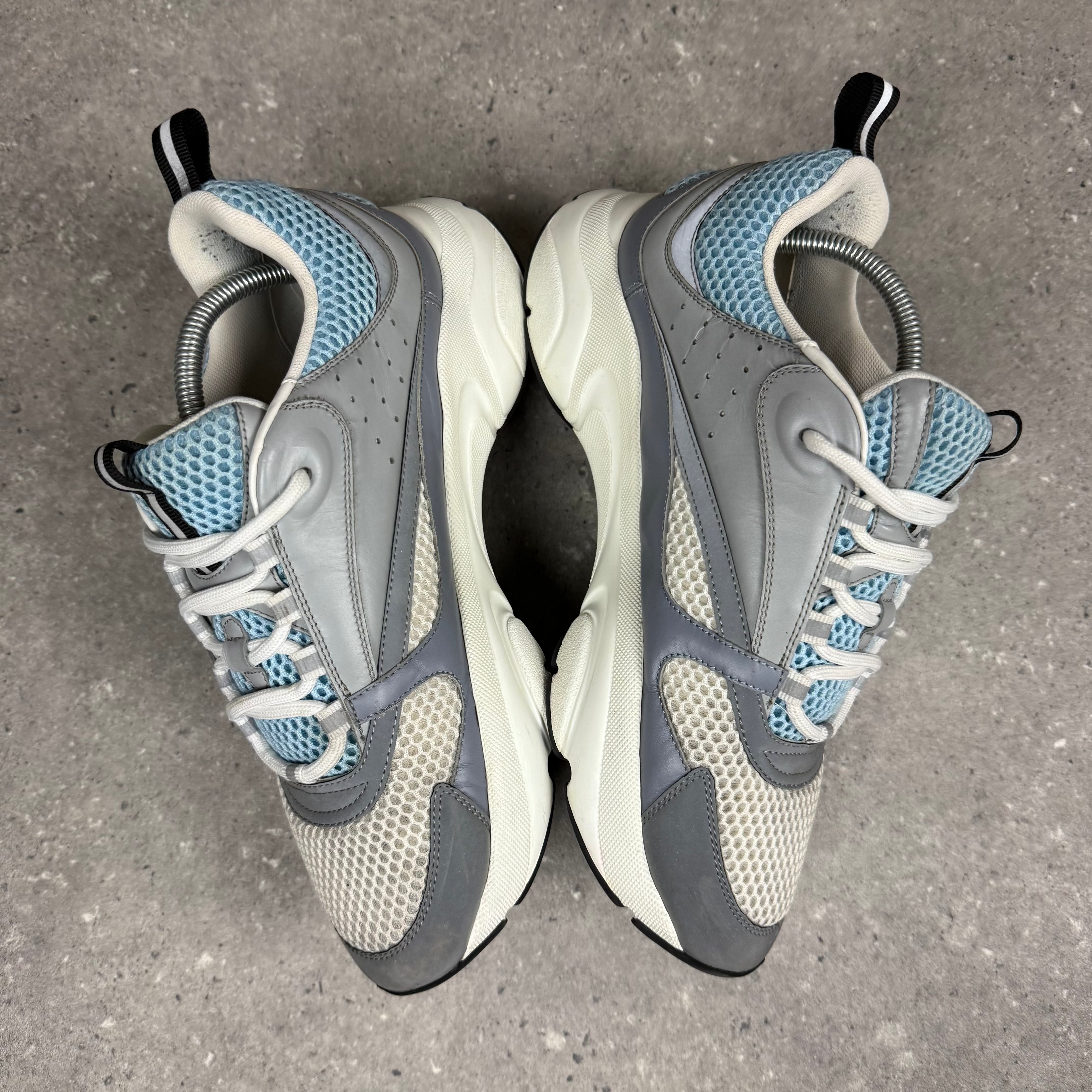 DIOR B22 BABY BLUE - (EU 43.5 / UK 9.5)