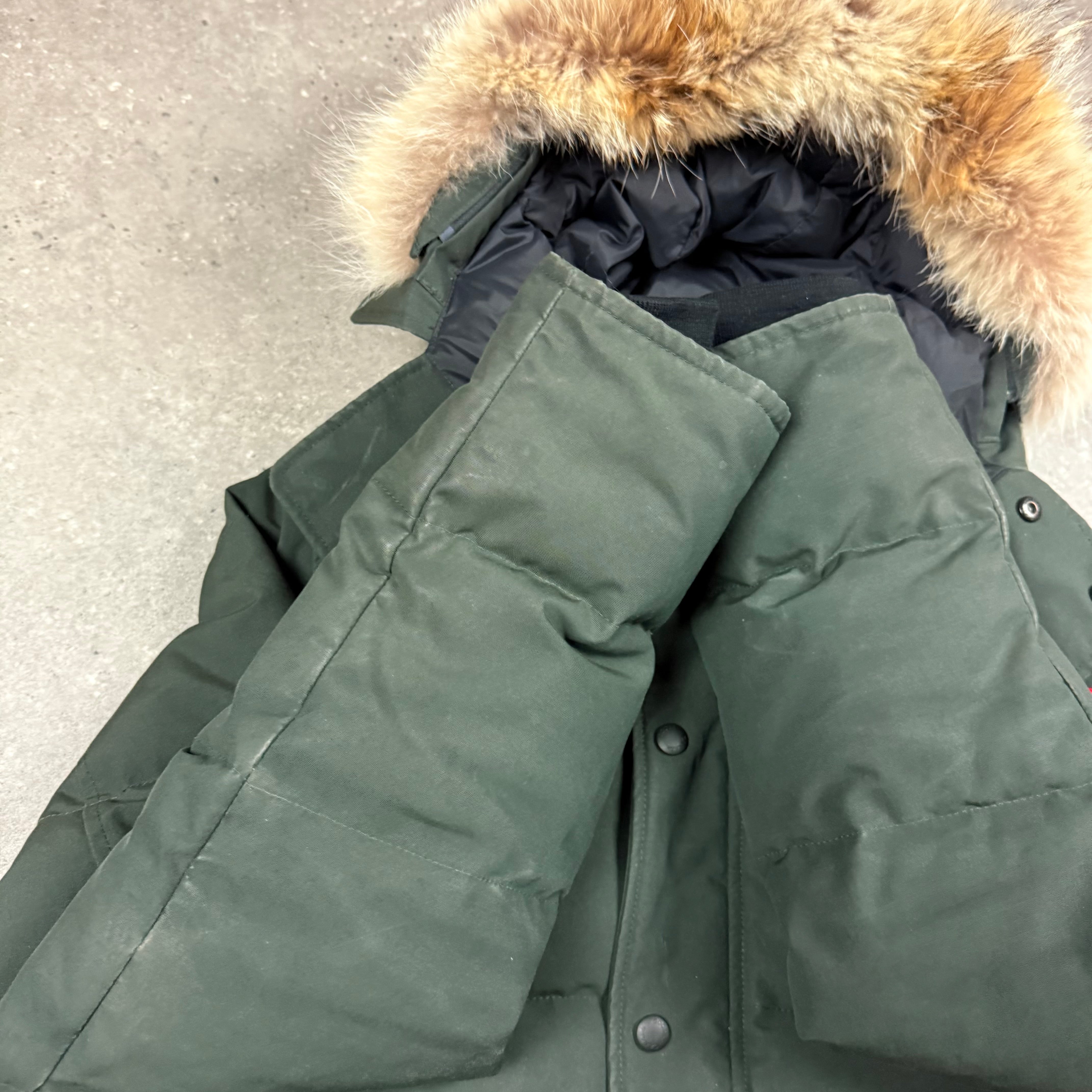 CANADA GOOSE WYDNAHM PARKA KHAKI - (M)