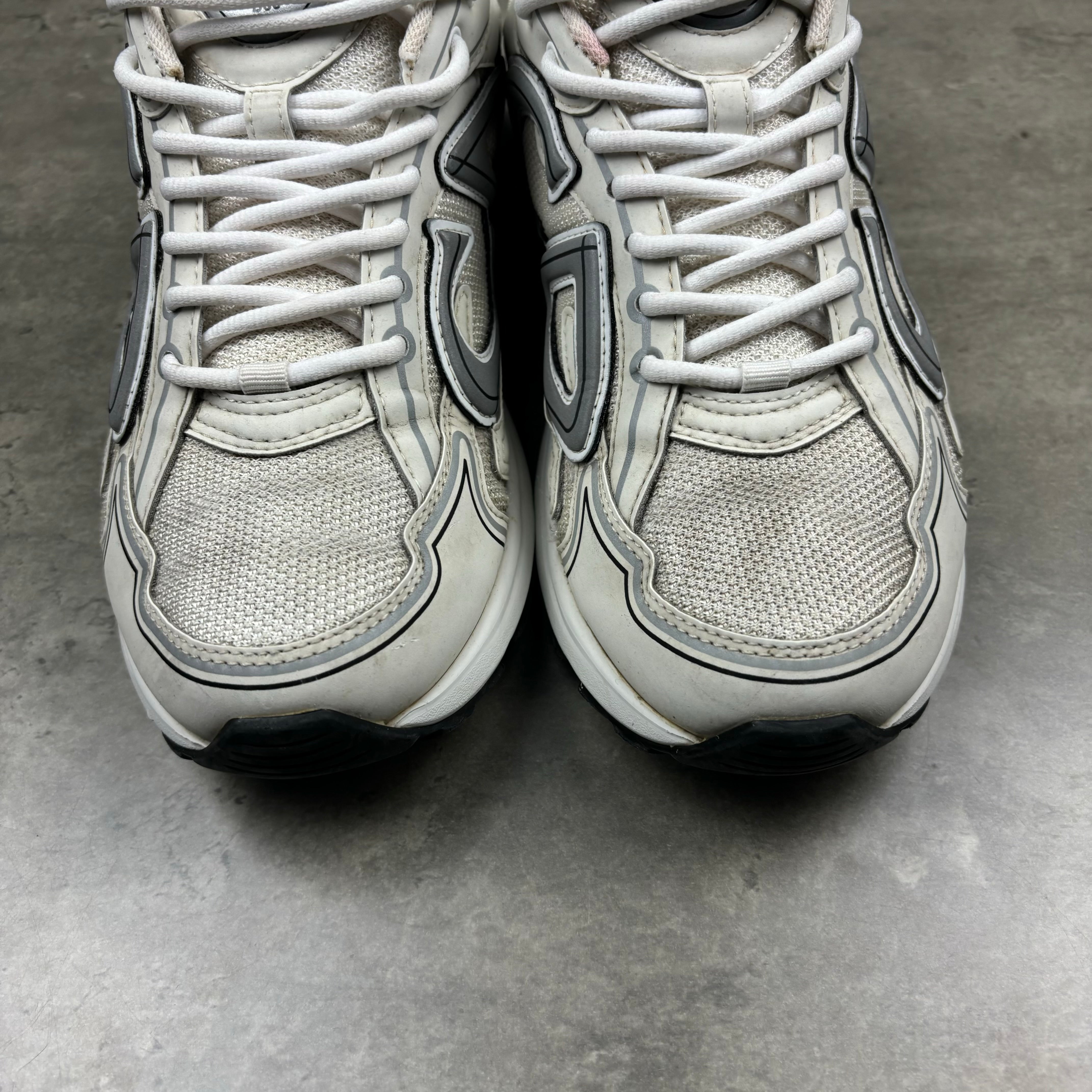 DIOR B30 WHITE - (EU 41.5 / UK 7.5)