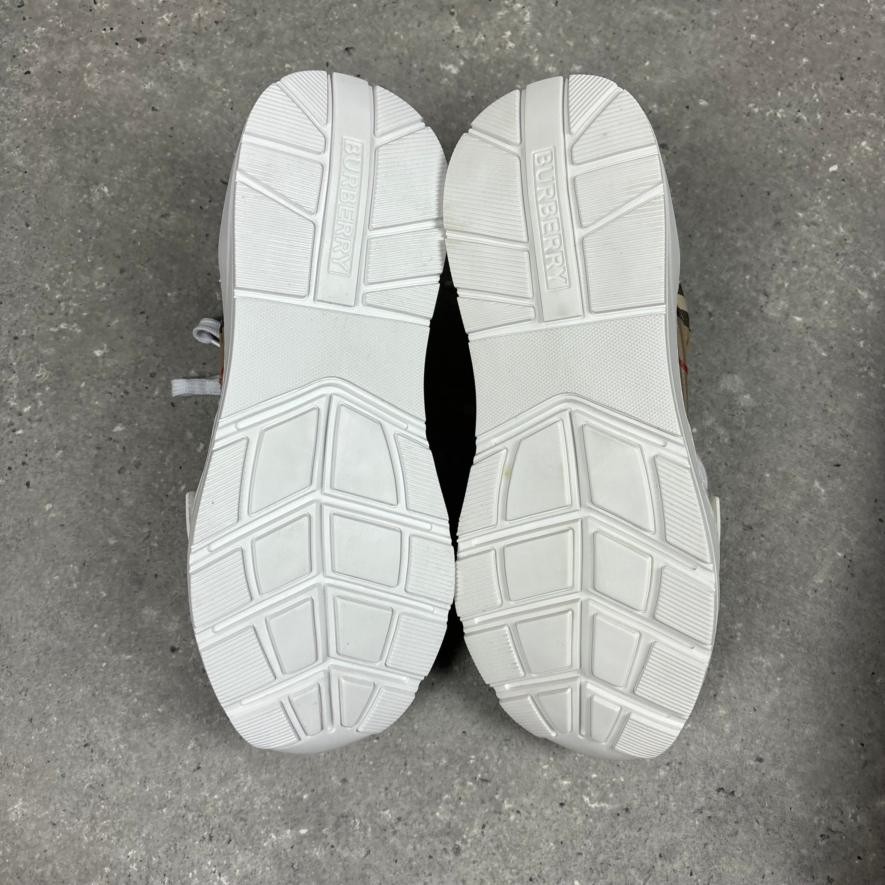 BURBERRY RAMSEY - EU43 / UK9