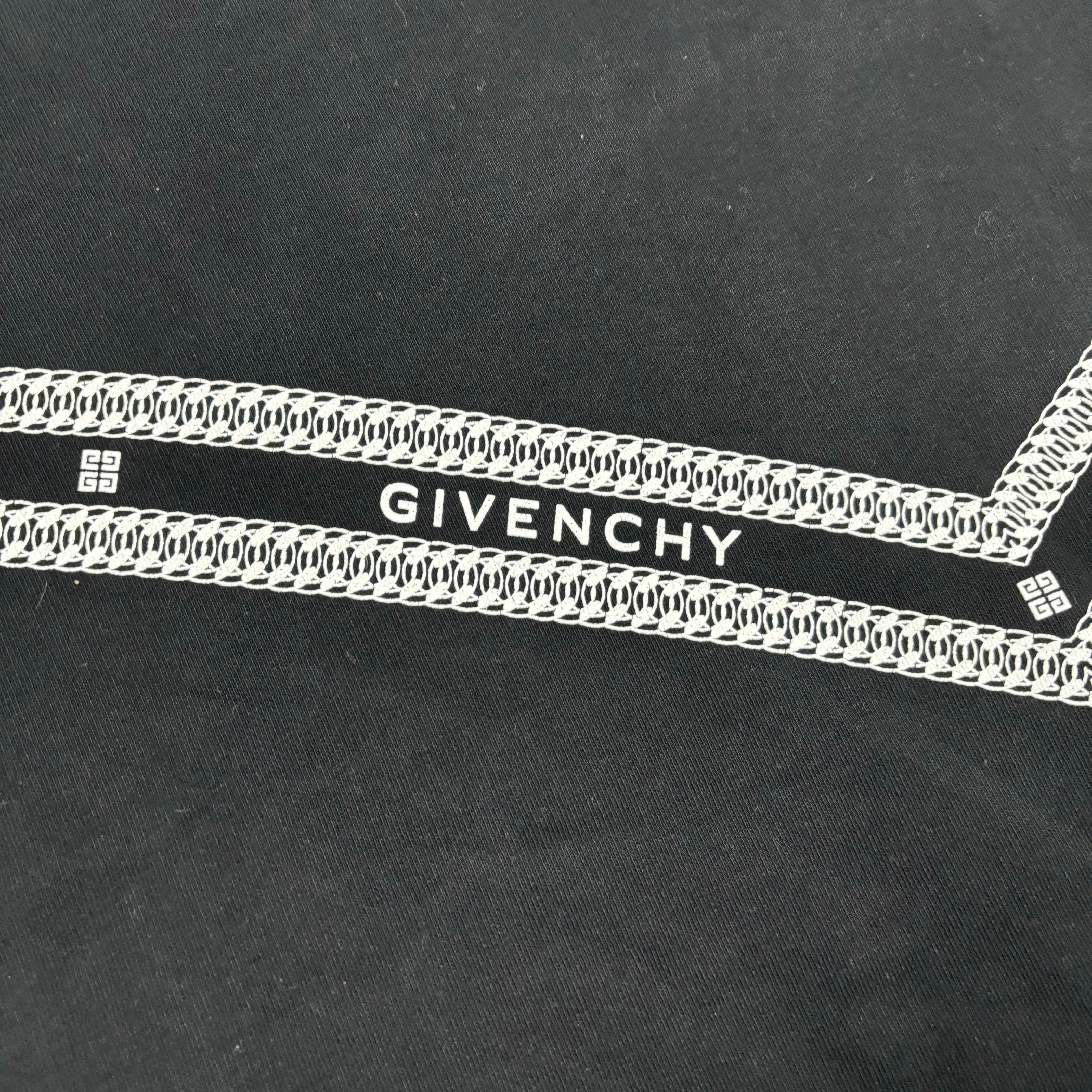 GIVENCHY HOODIE (FITS M)
