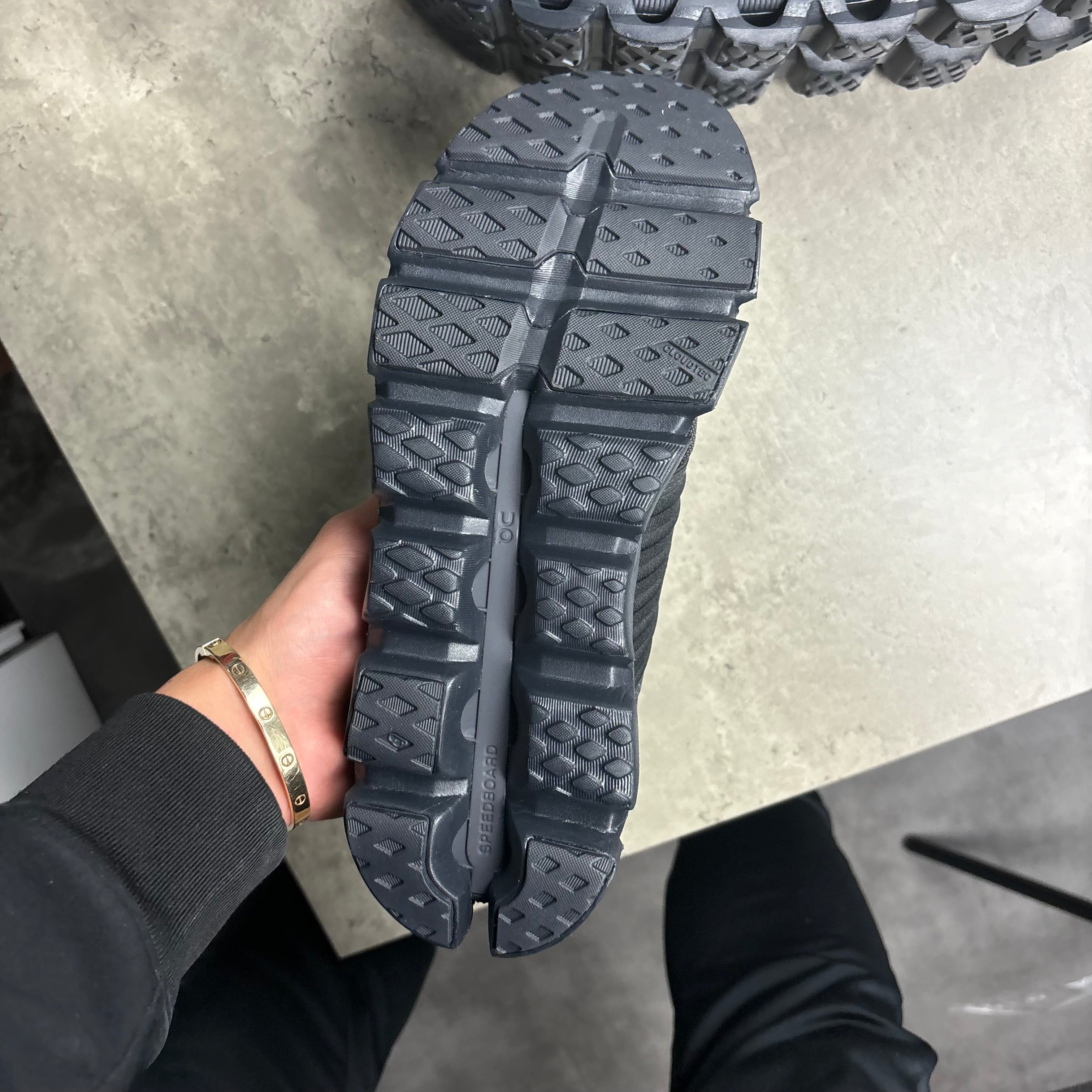 ON RUNNING CLOUDSWIFT 3 AD - TRIPLE BLACK