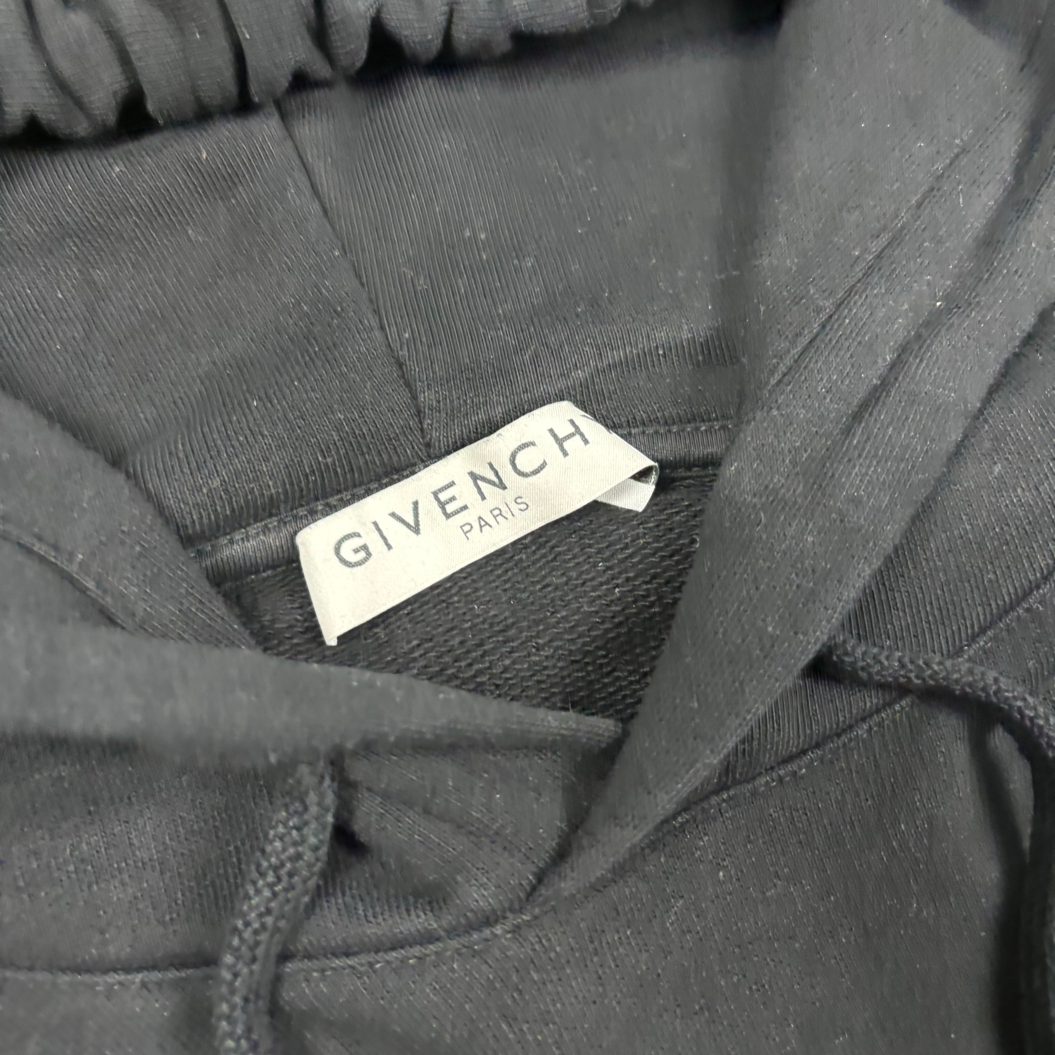 GIVENCHY HOODIE (FITS M)
