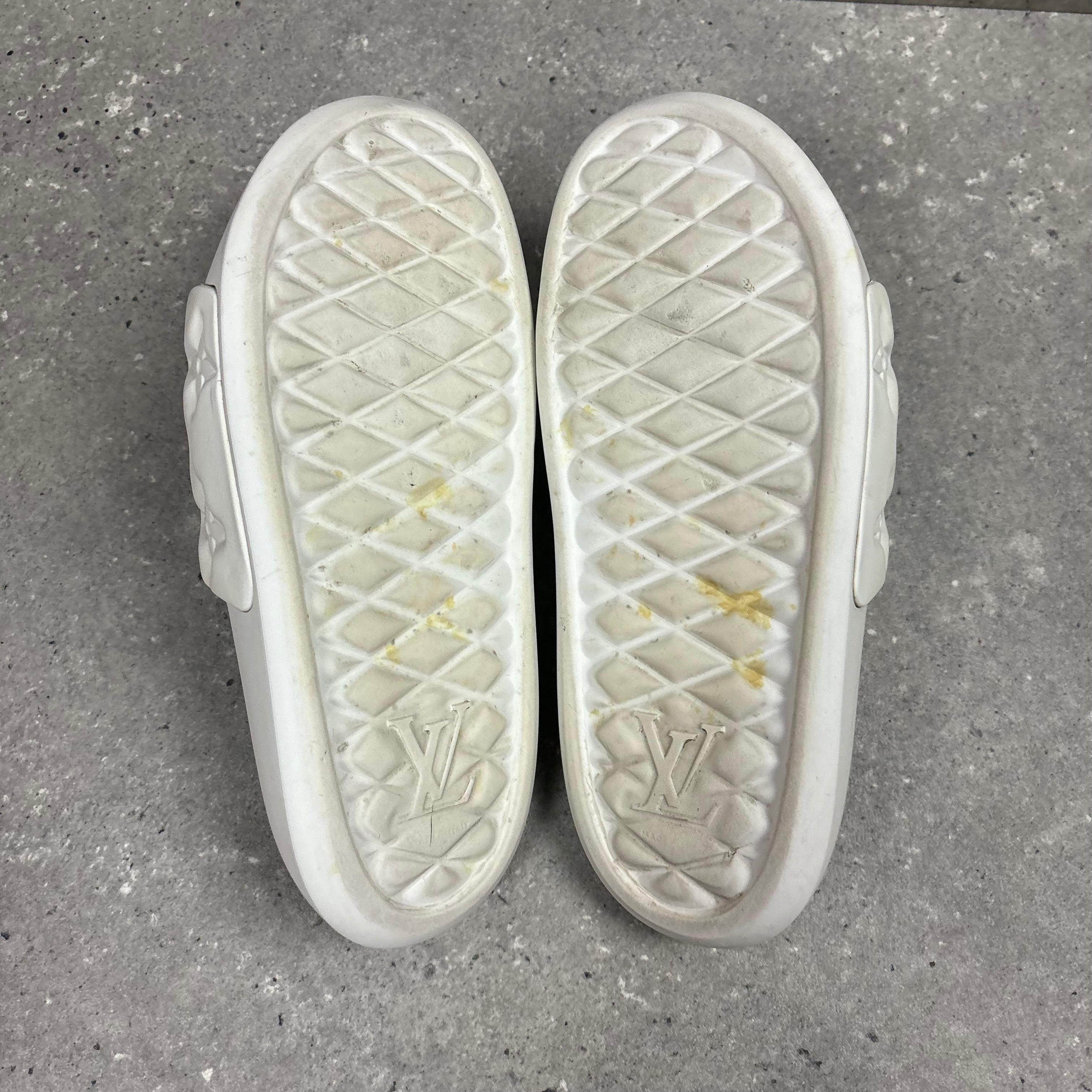 LOUIS VUITTON WATERFRONT MULES SLIDERS WHITE - EU40 (FITS UK 7.5)