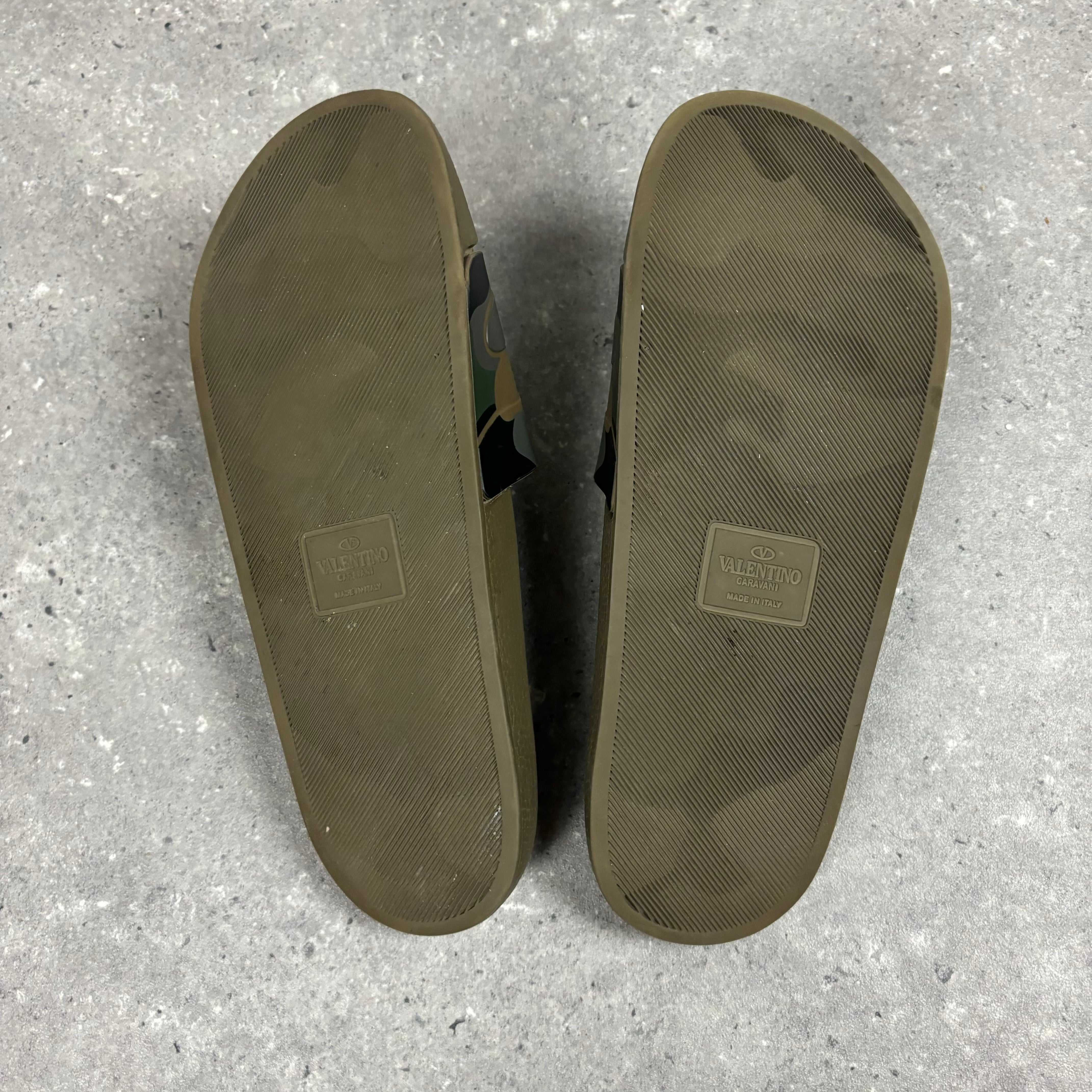 VALENTINO SLIDERS - (EU42 / UK8)