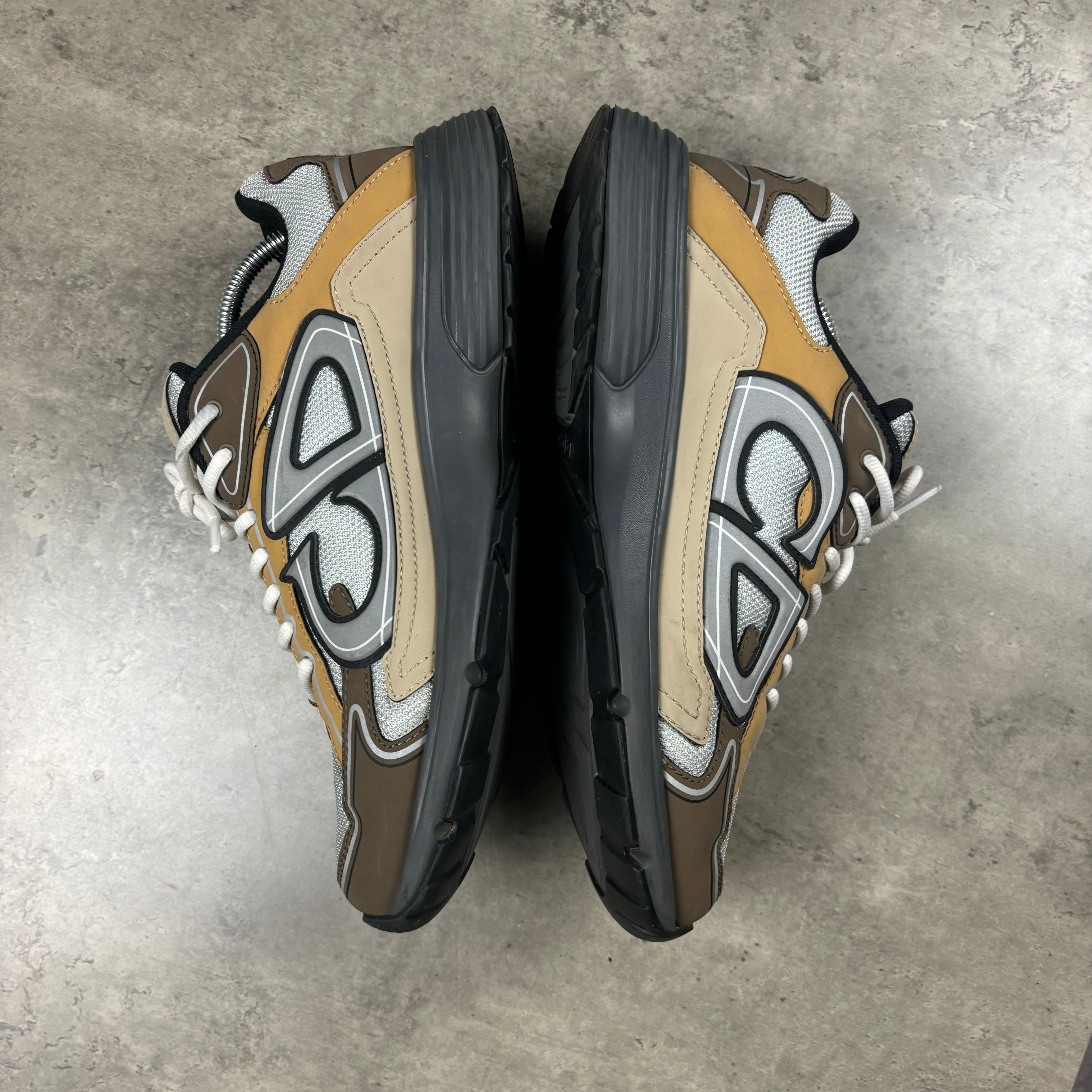 DIOR B30 BROWN - (EU44 / UK 10)