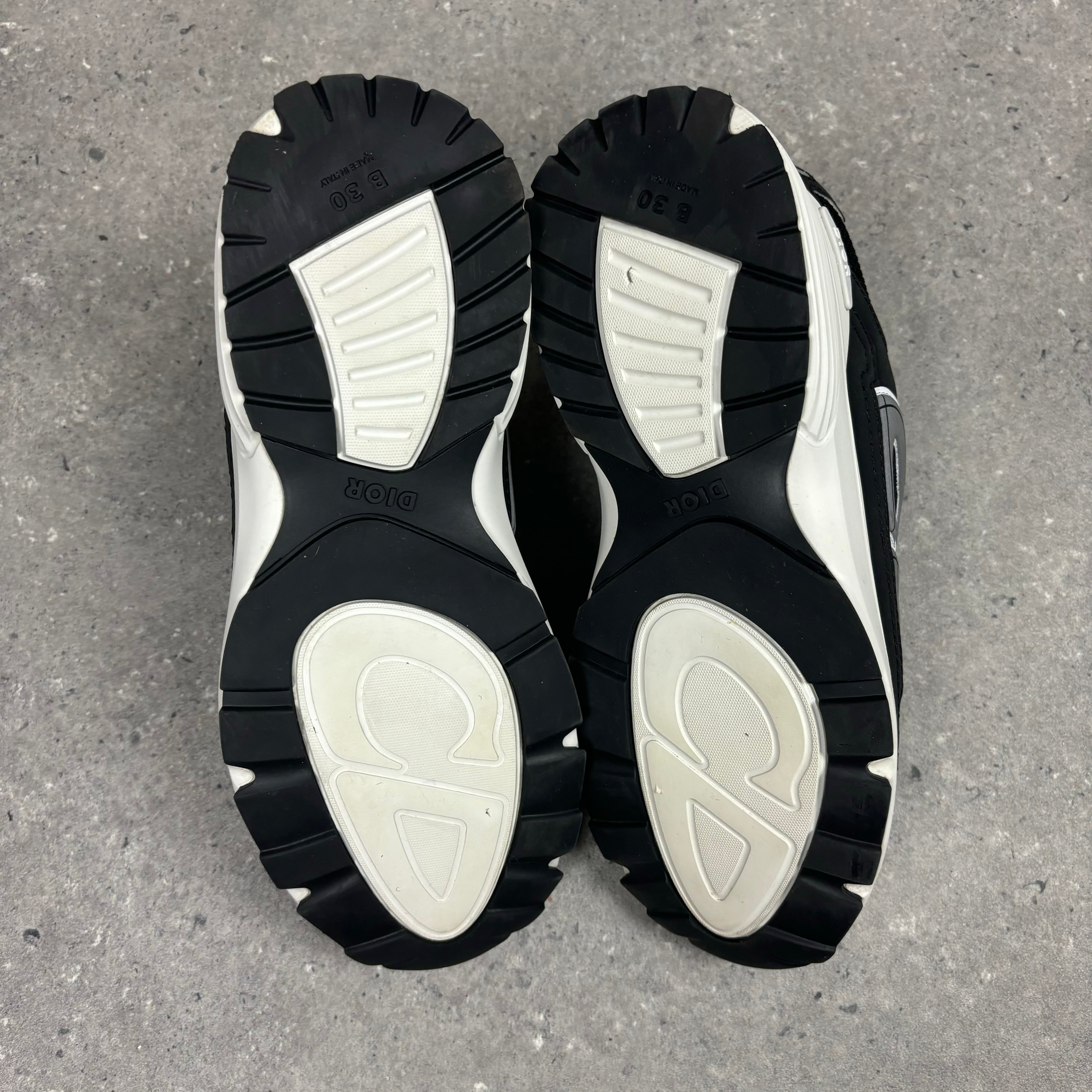 DIOR B30 BLACK - (EU41.5 / UK7.5)