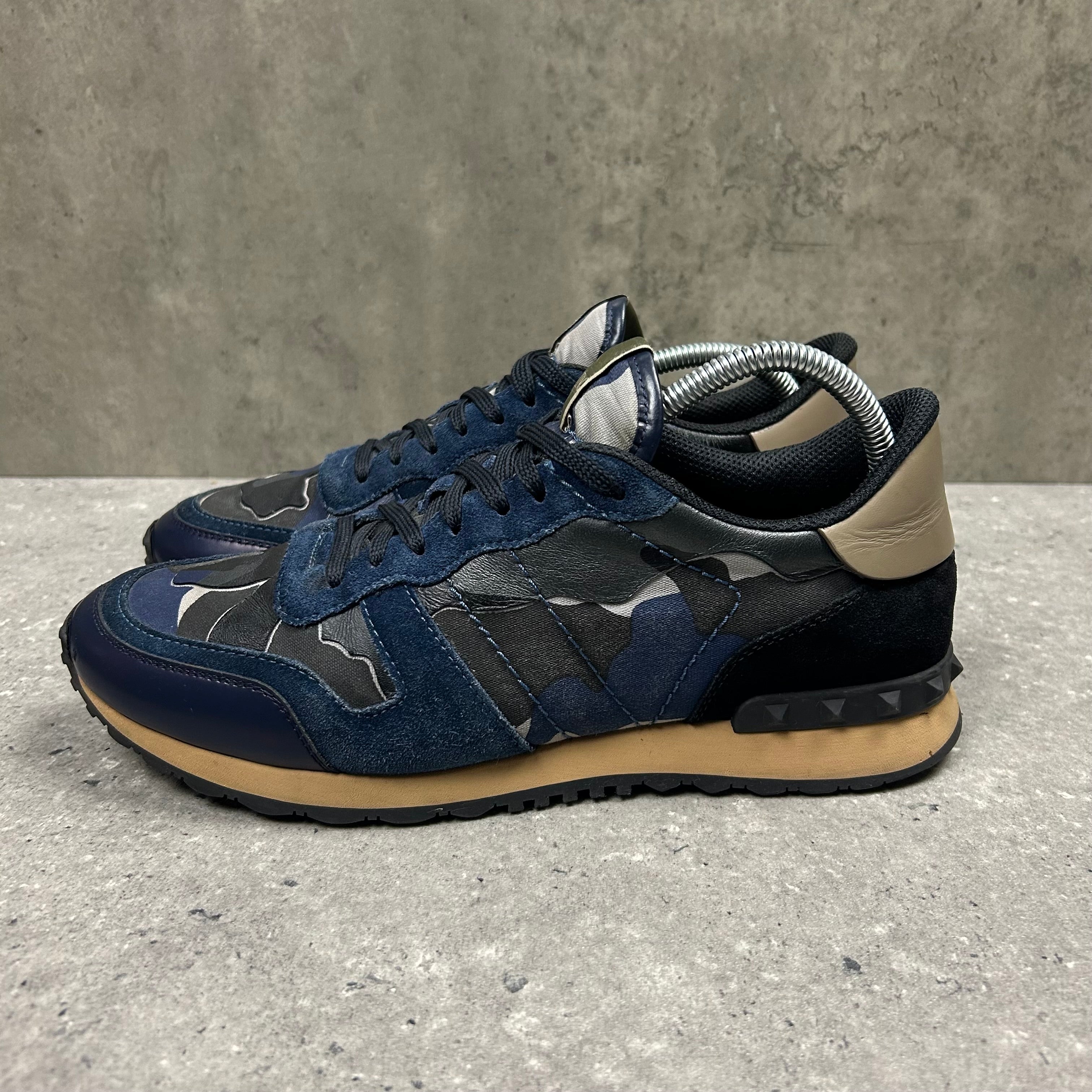 VALENTINO ROCKRUNNER NAVY - (EU42.5 / UK8.5)