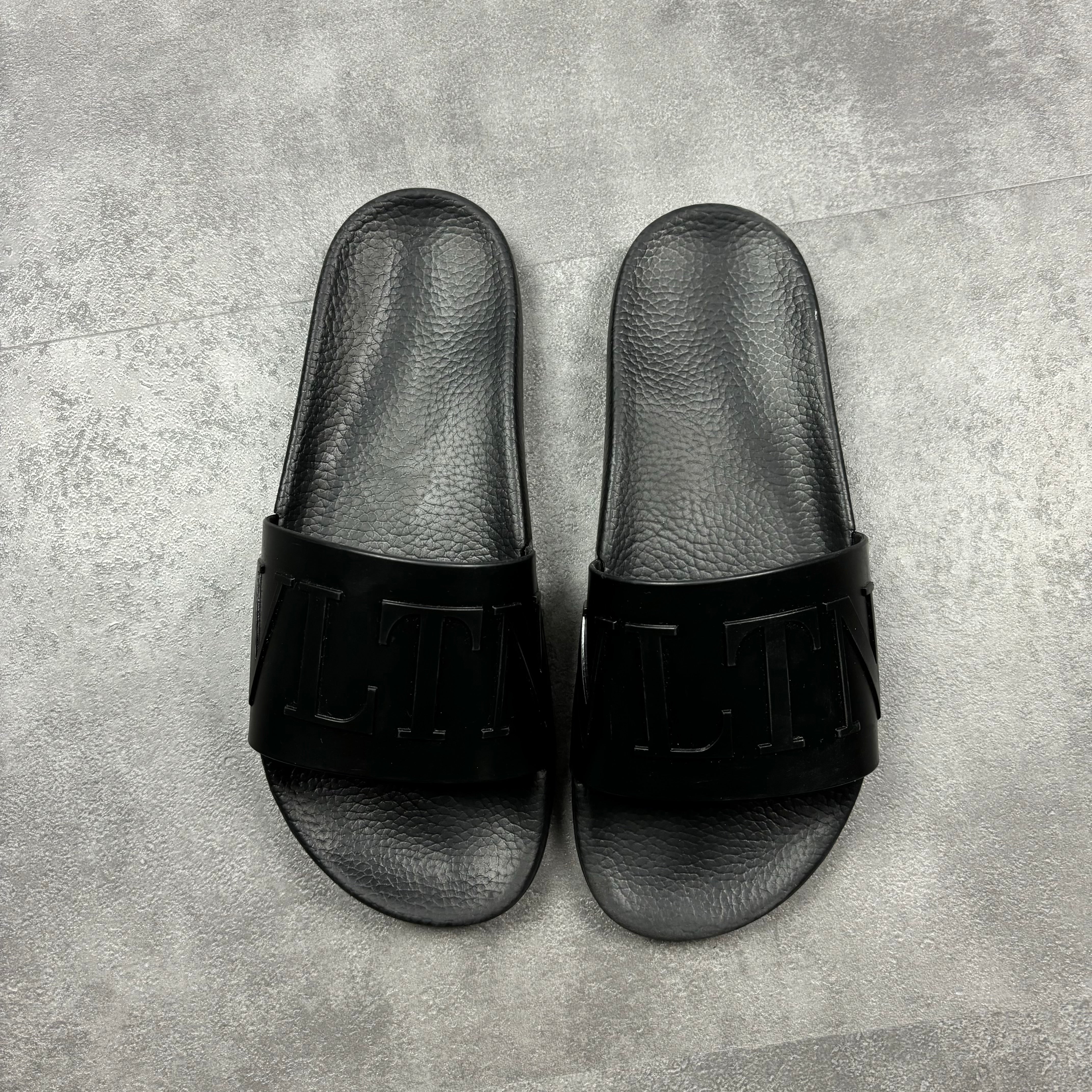VALENTINO SLIDERS VLTN (UK8)