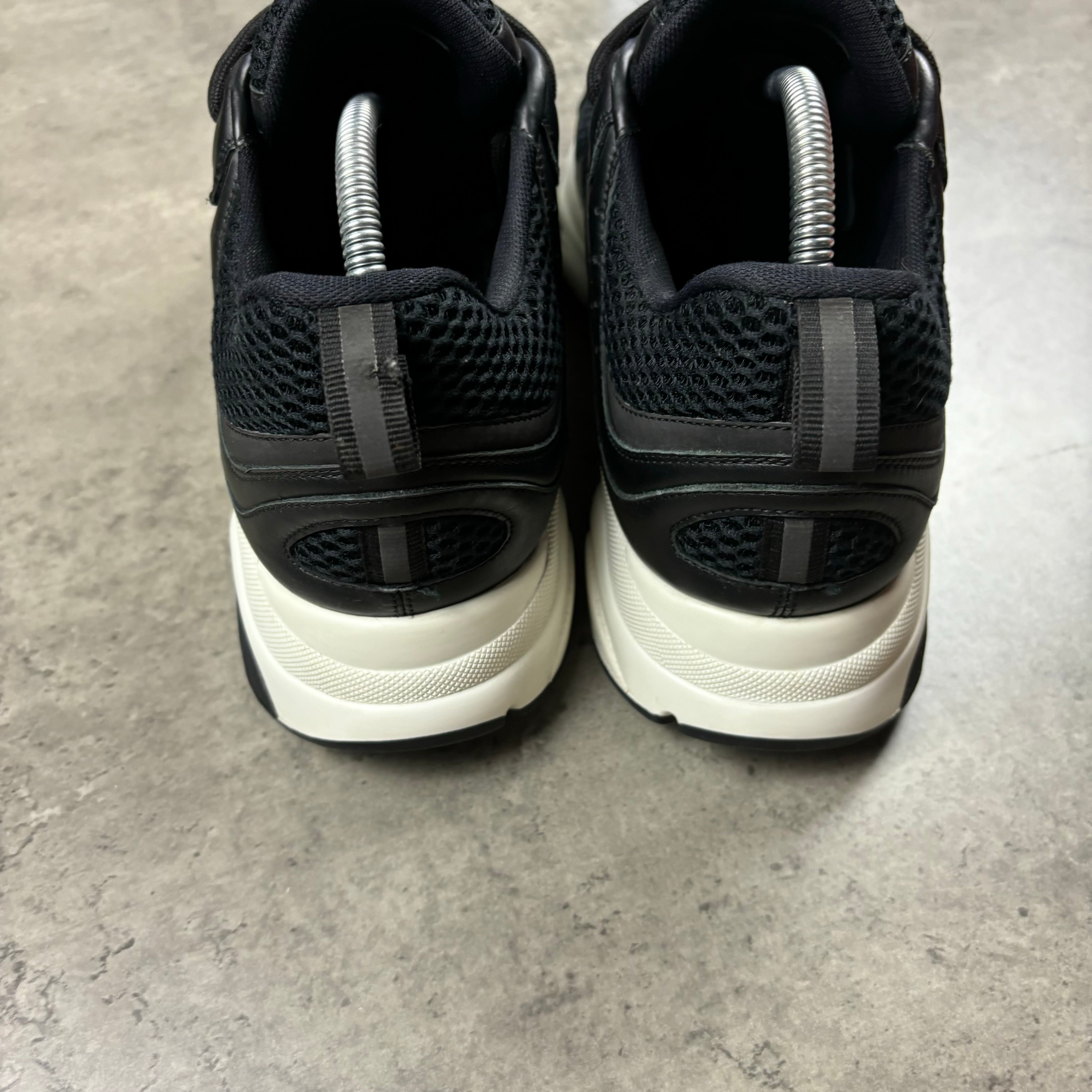 DIOR B22 BLACK - (EU43 / UK9)