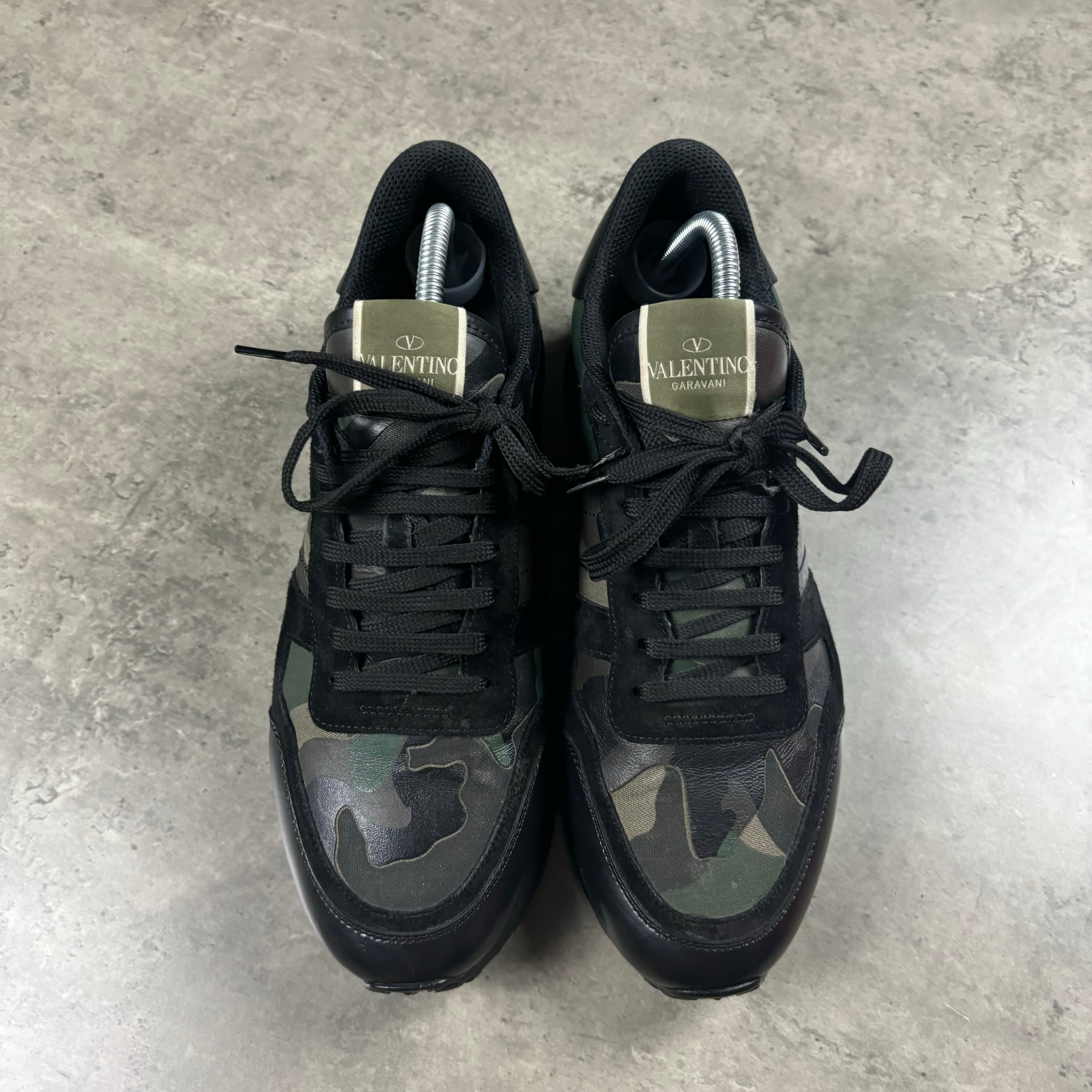 VALENTINO ROCKRUNNER - EU 42 / UK 8