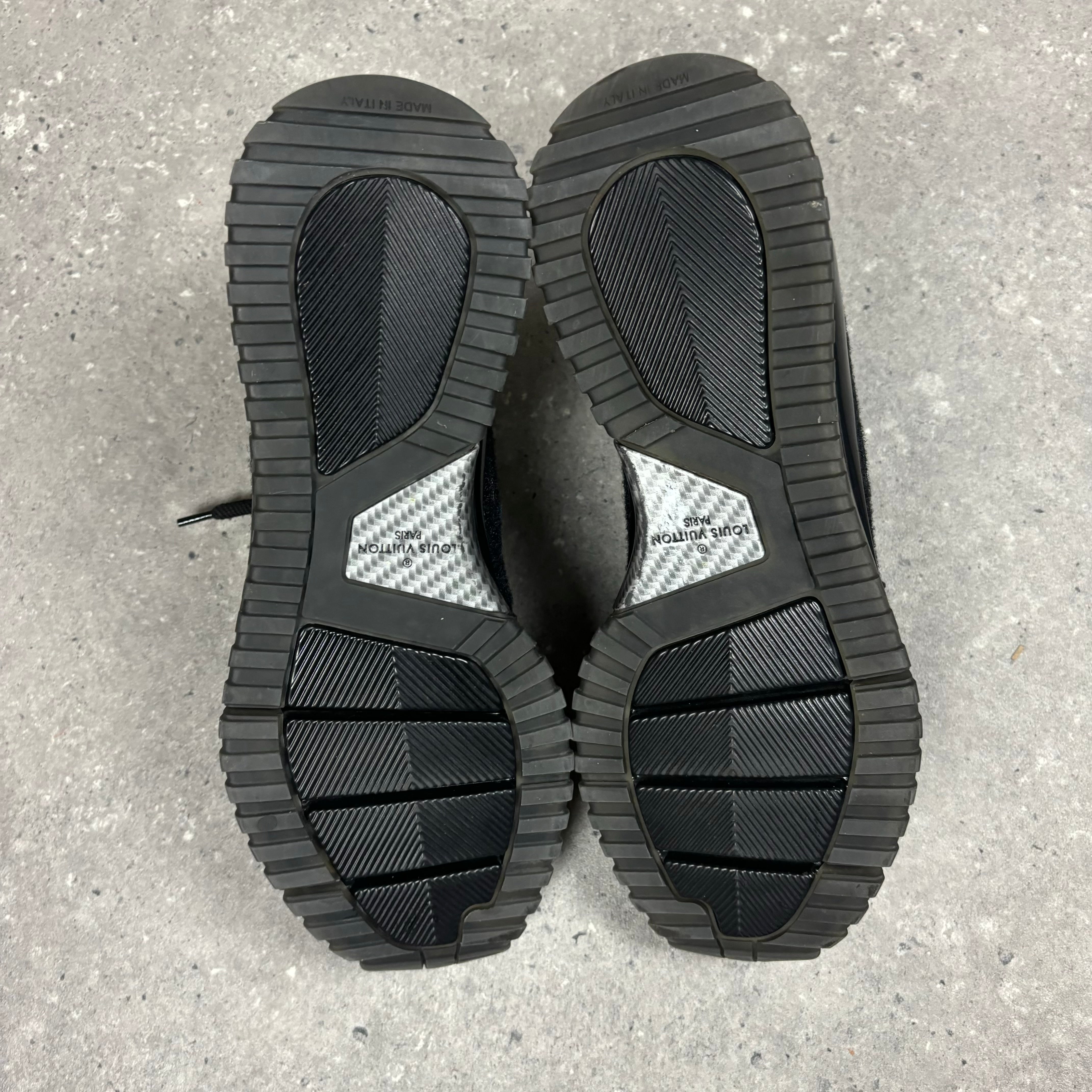 LOUIS VUITTON VNR - EU 43.5 (FITS UK 10.5)