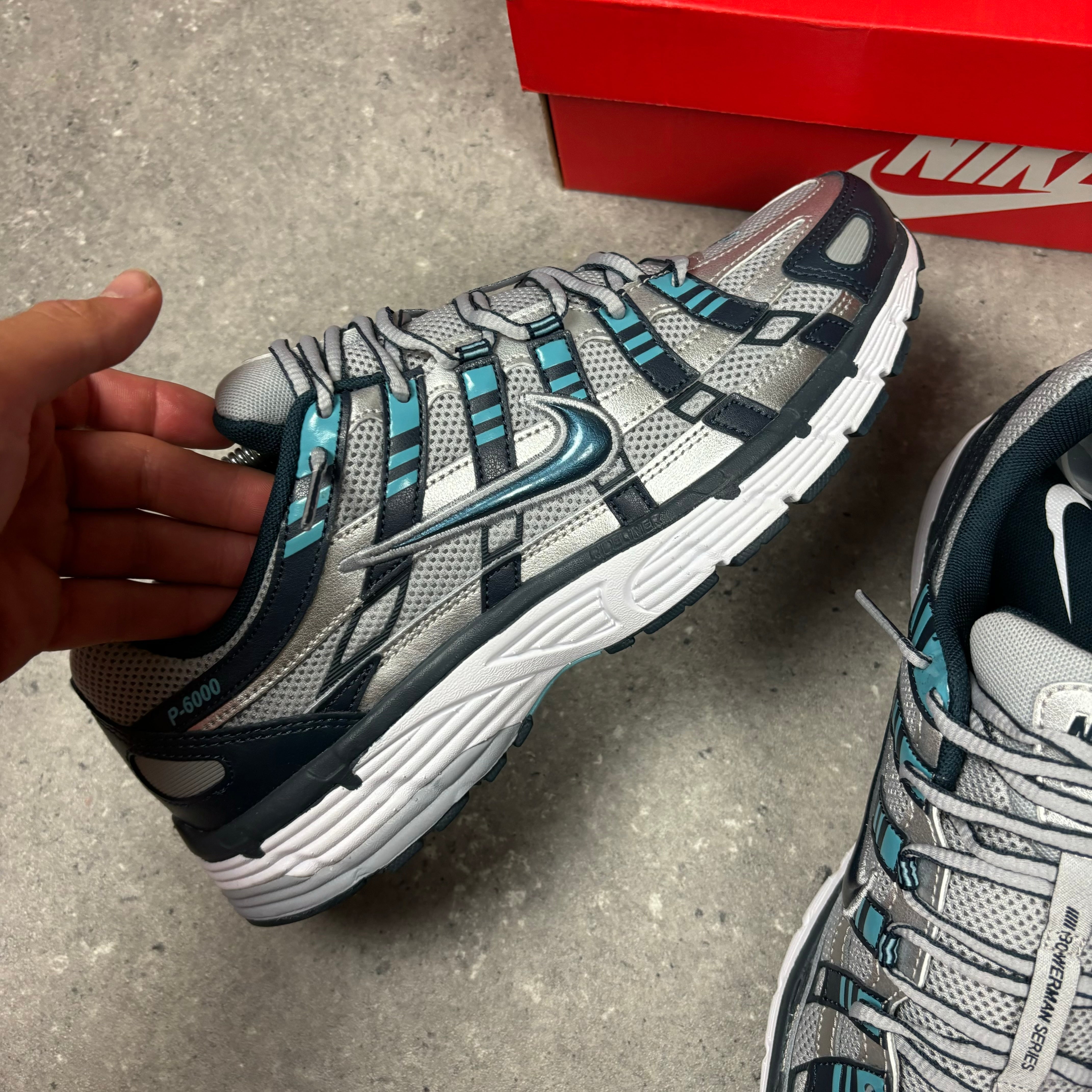 NIKE P-6000 - ARMOURY NAVY