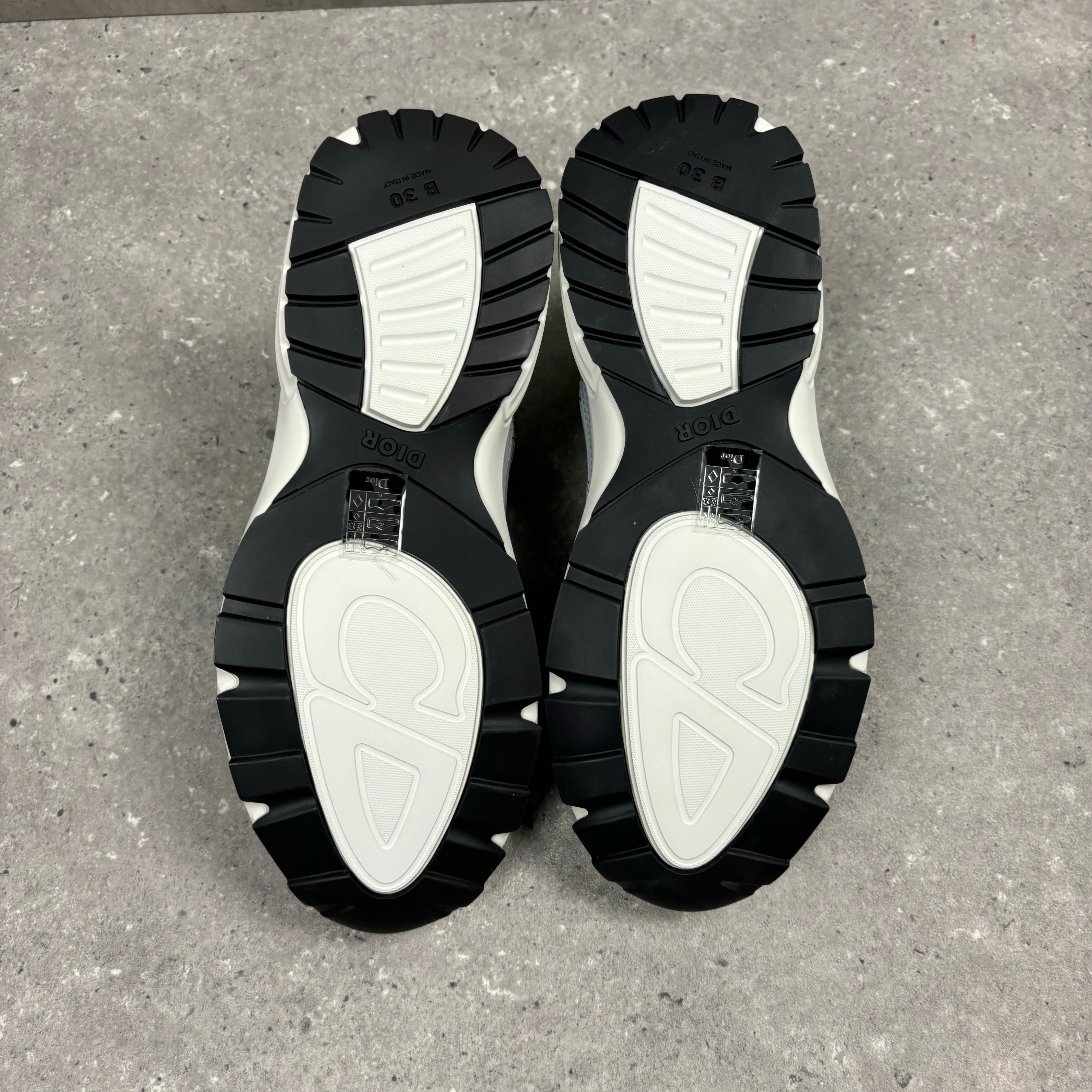 DIOR B30 BLUE - (EU41.5 / UK7.5)
