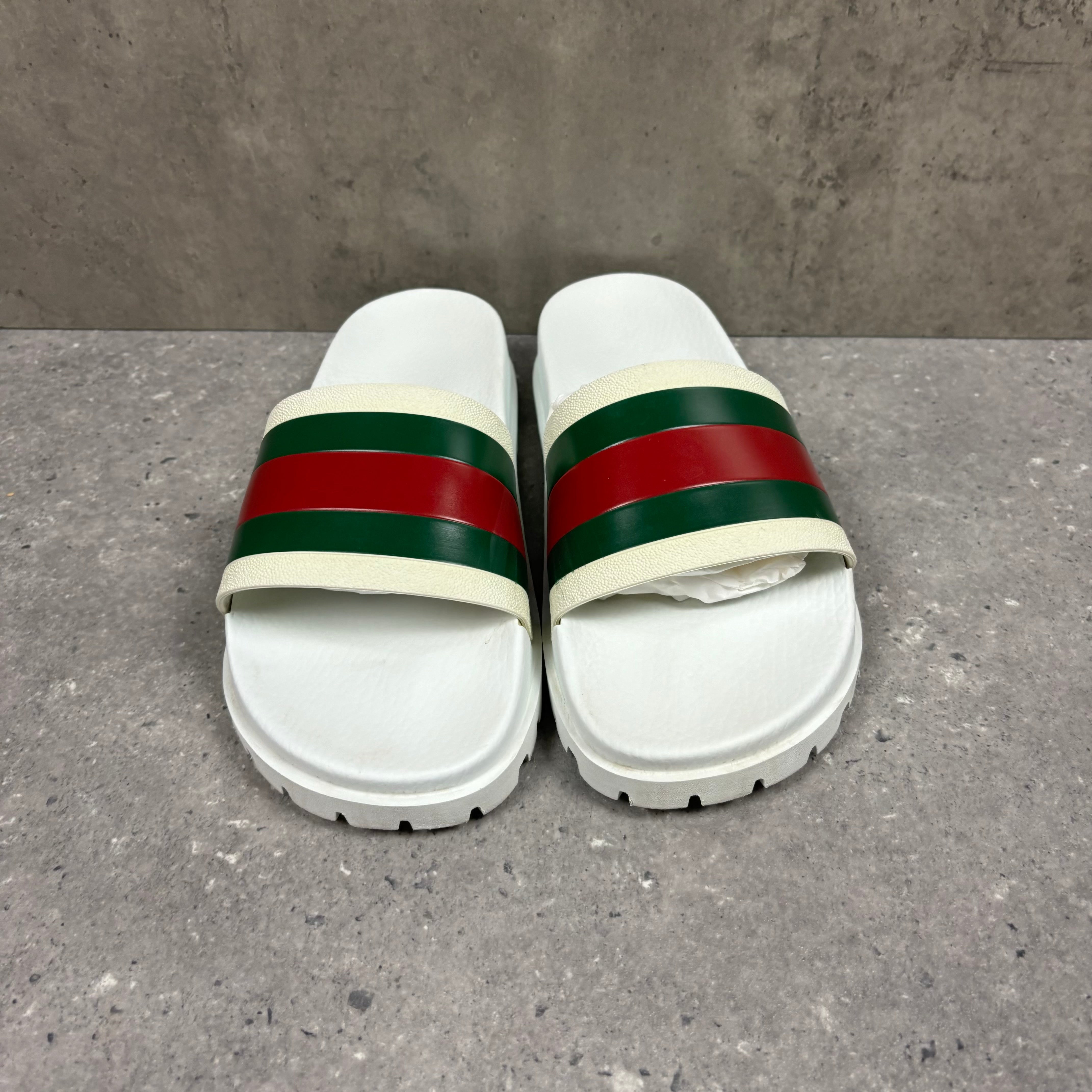 GUCCI SLIDERS - (EU 42 / UK 8)