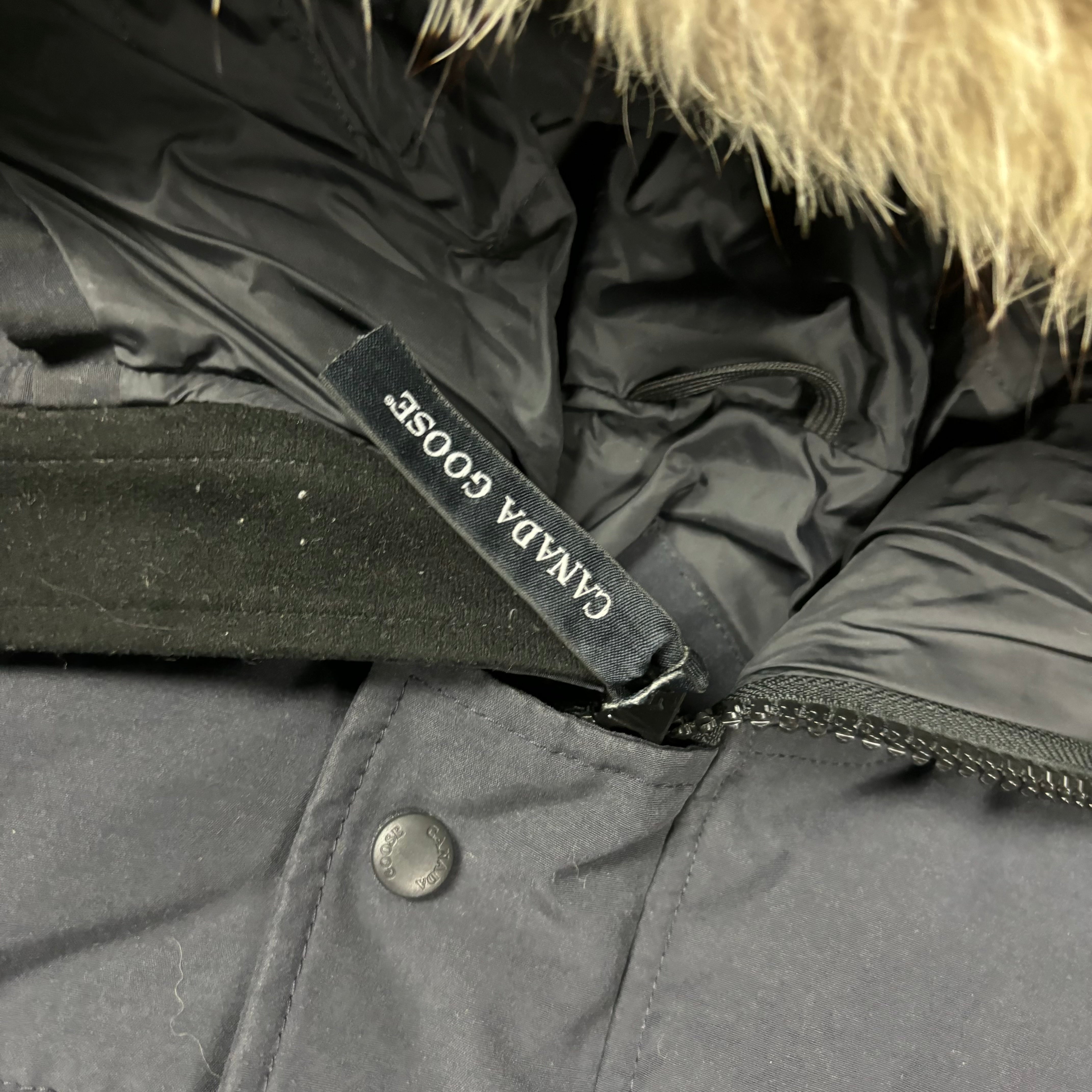 CANADA GOOSE CARSON PARKA - (M)