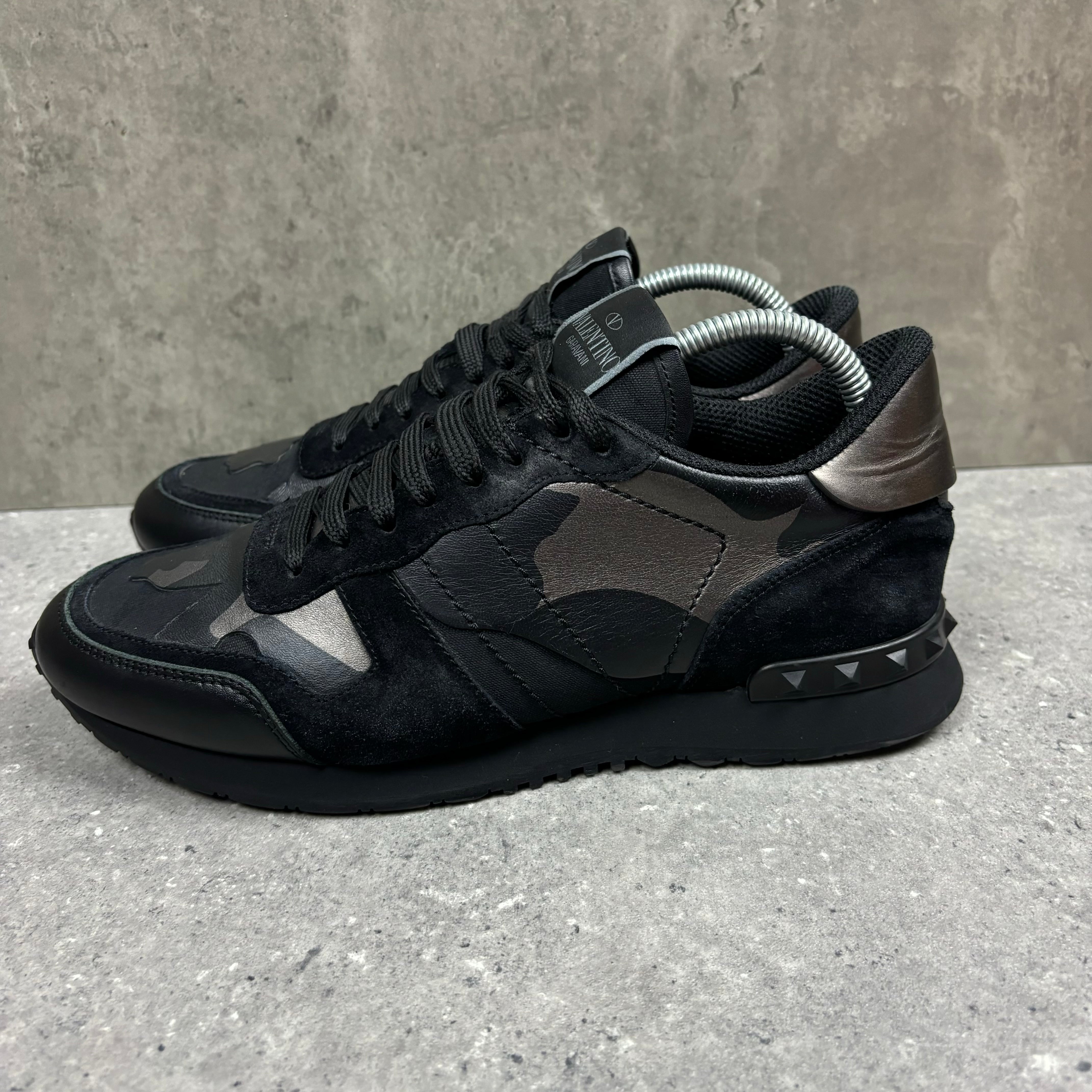 VALENTINO ROCKRUNNER - (EU40 / UK6)