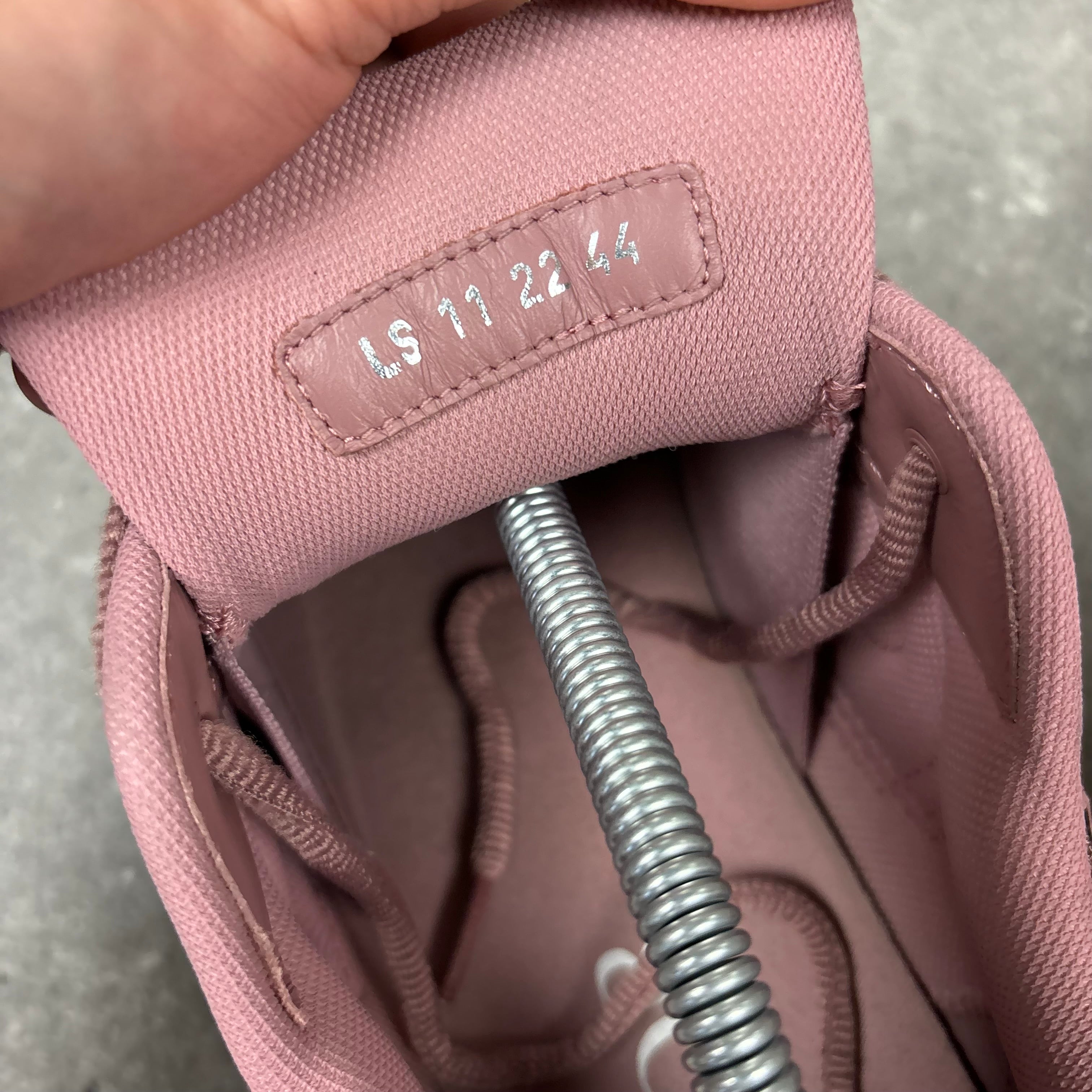 DIOR B30 PINK/SALMON - (EU44 / UK 10)