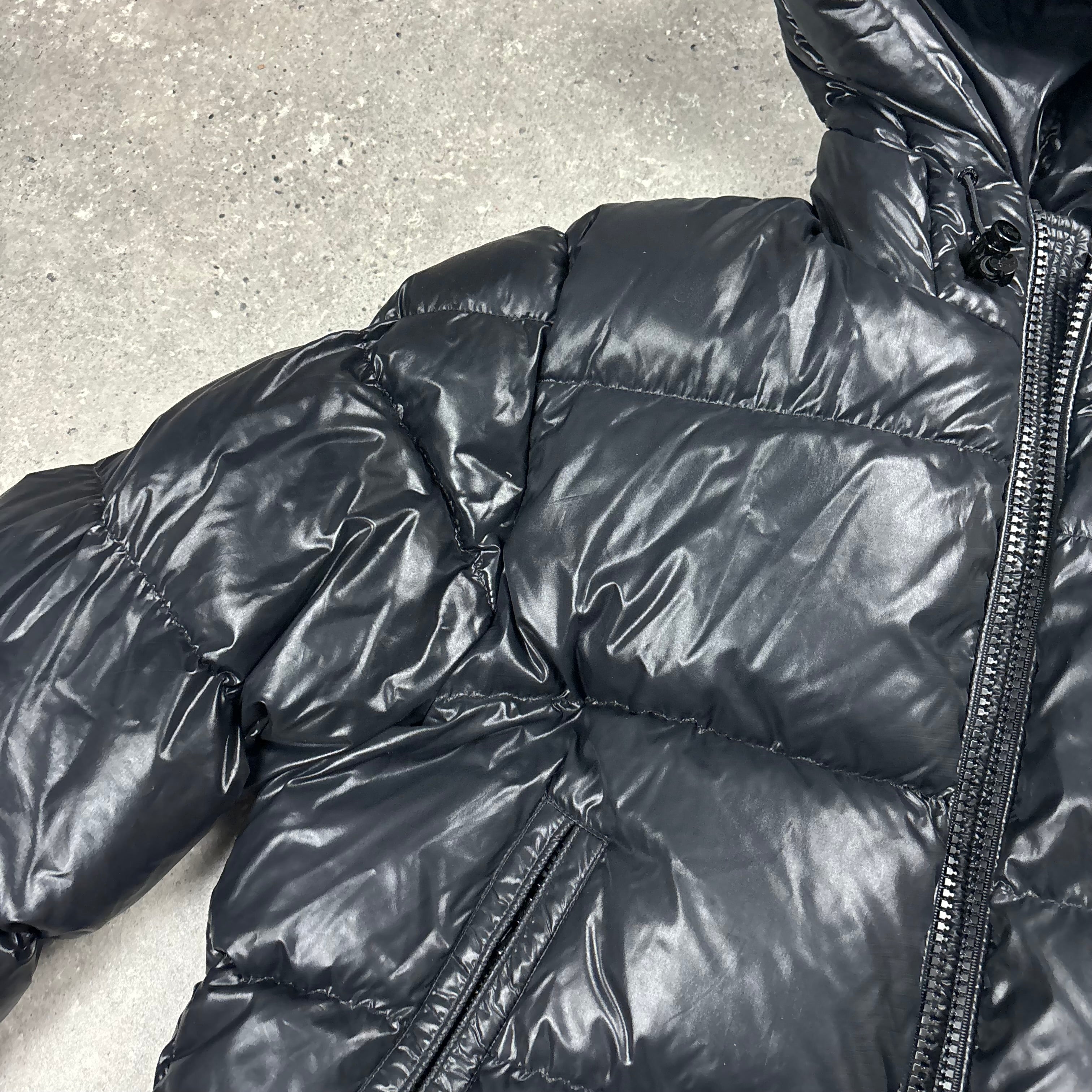 MONCLER ECRINS JACKET BLACK - (M)