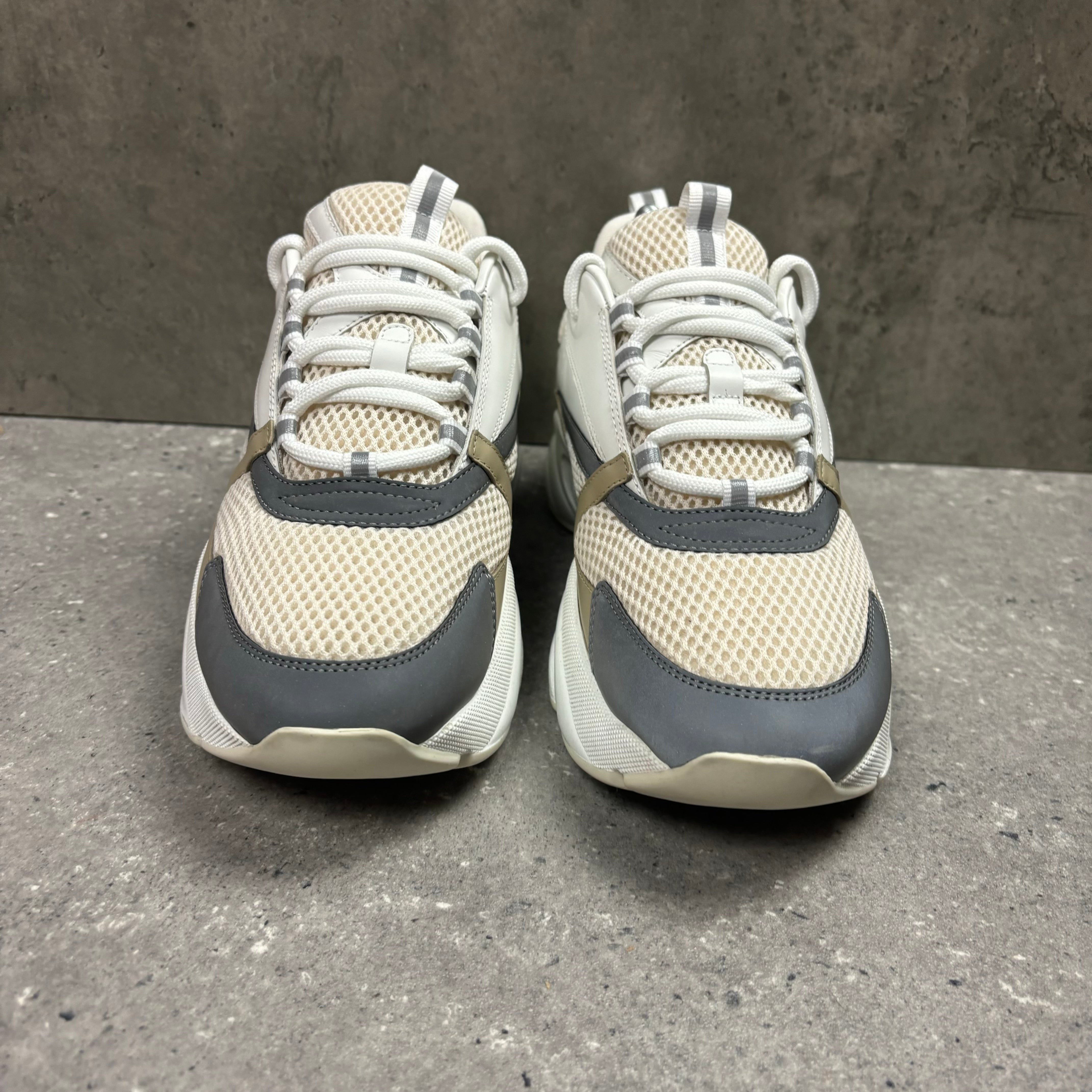 DIOR B22 BEIGE - (EU 43 / UK 9)